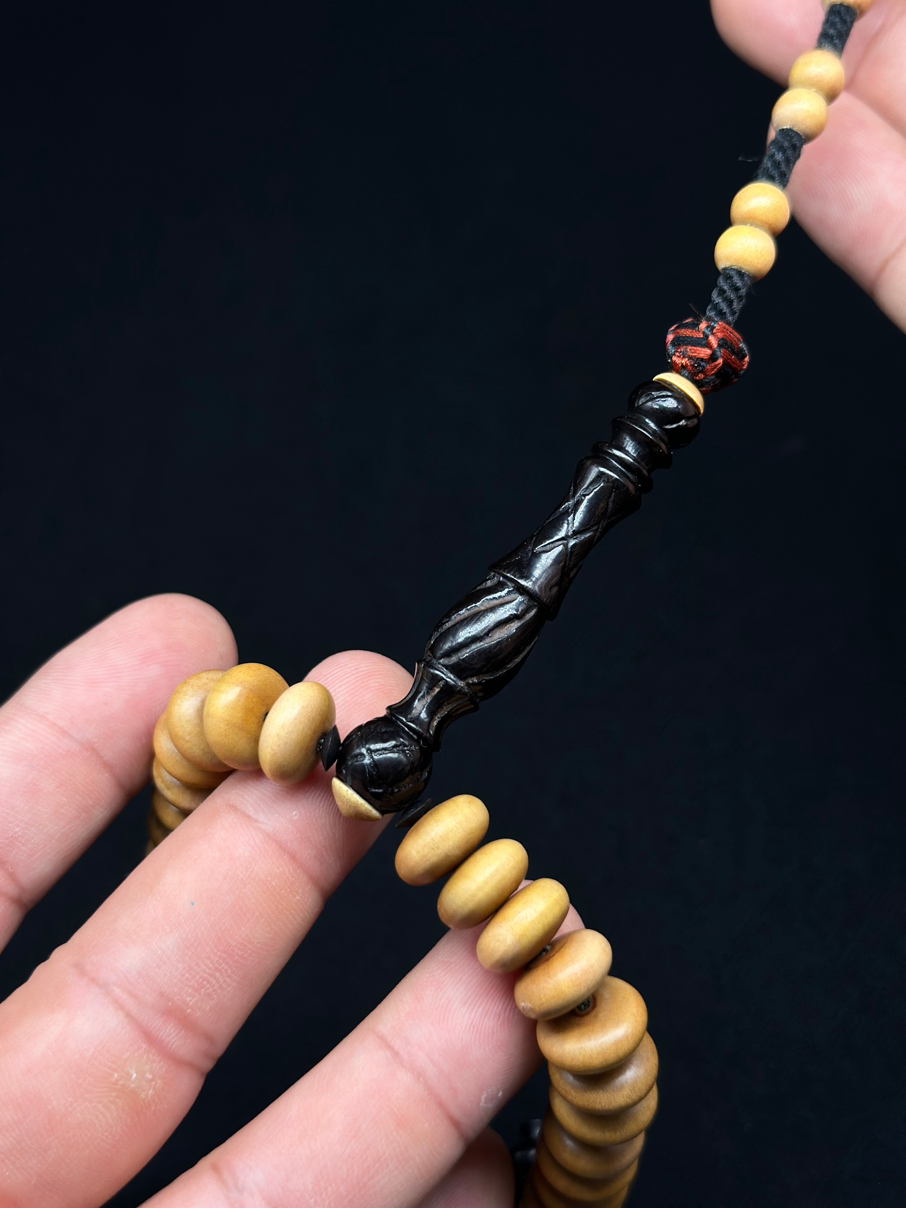 Pure Sandalwood x Carved Ebony Tasbih Grade A Fragrant)