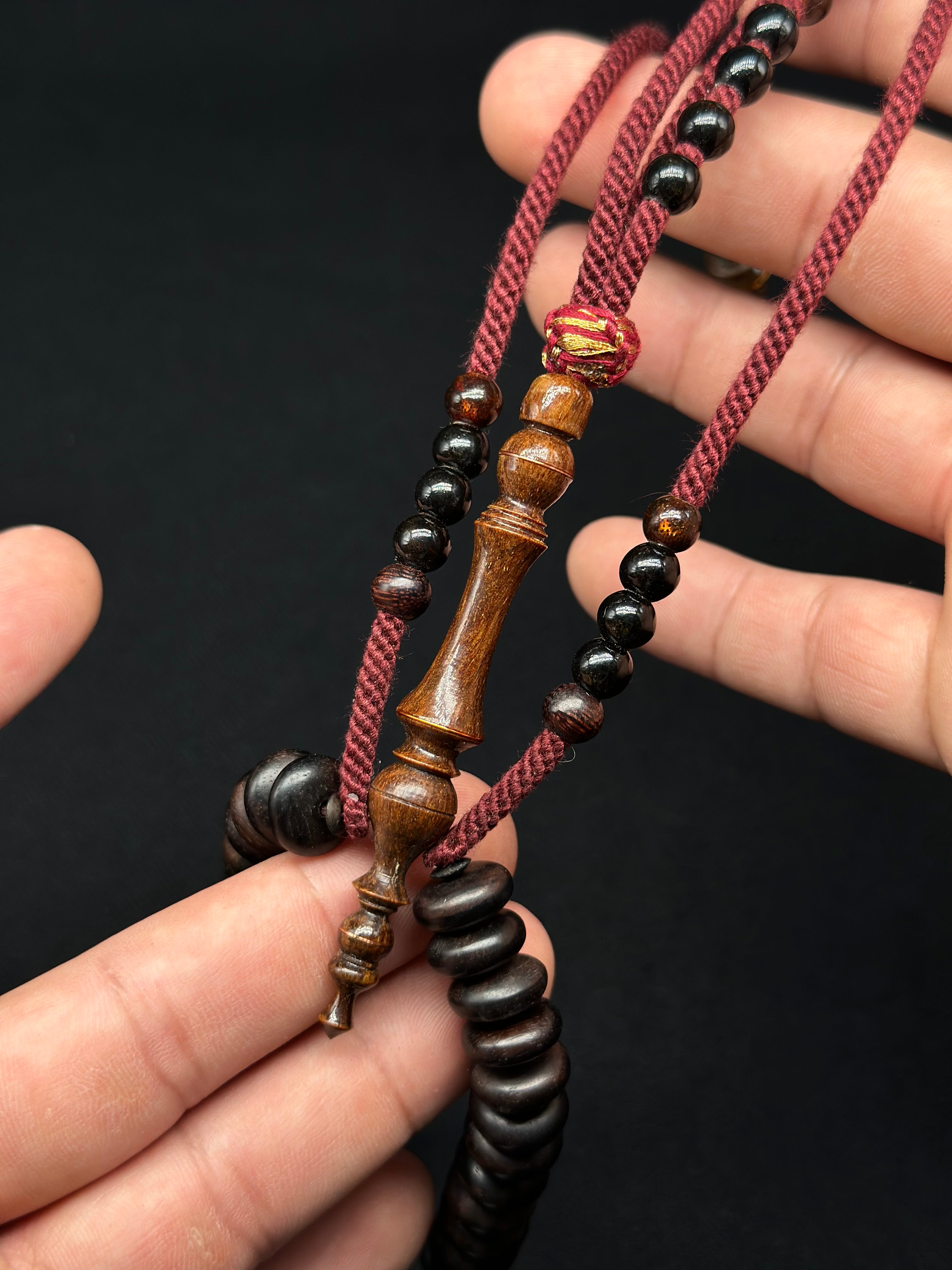 Ebony x Oud x Gold Yusr Agarwood Tasbih Prayer Beads