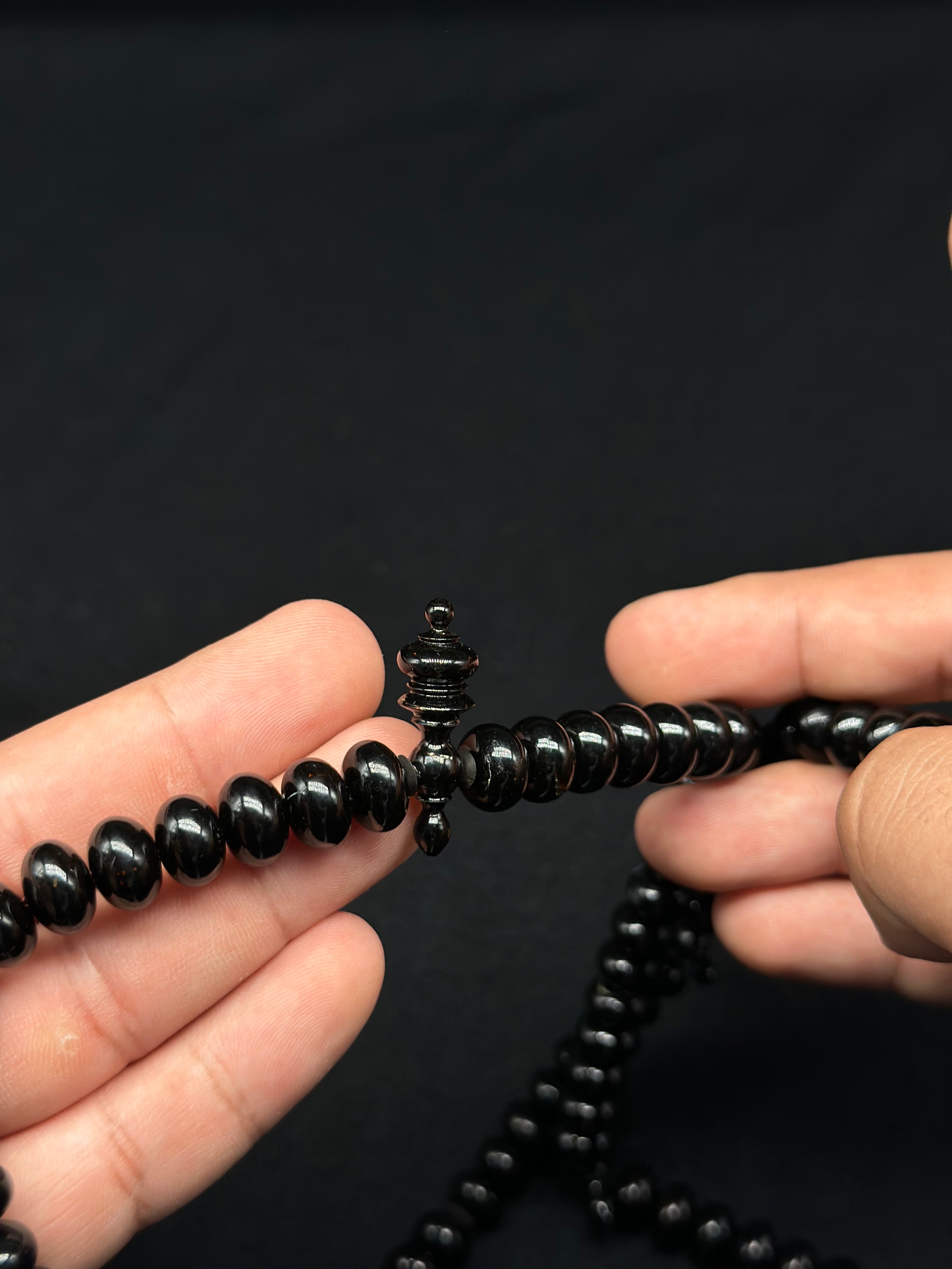 Pure Black Yusr Tasbih