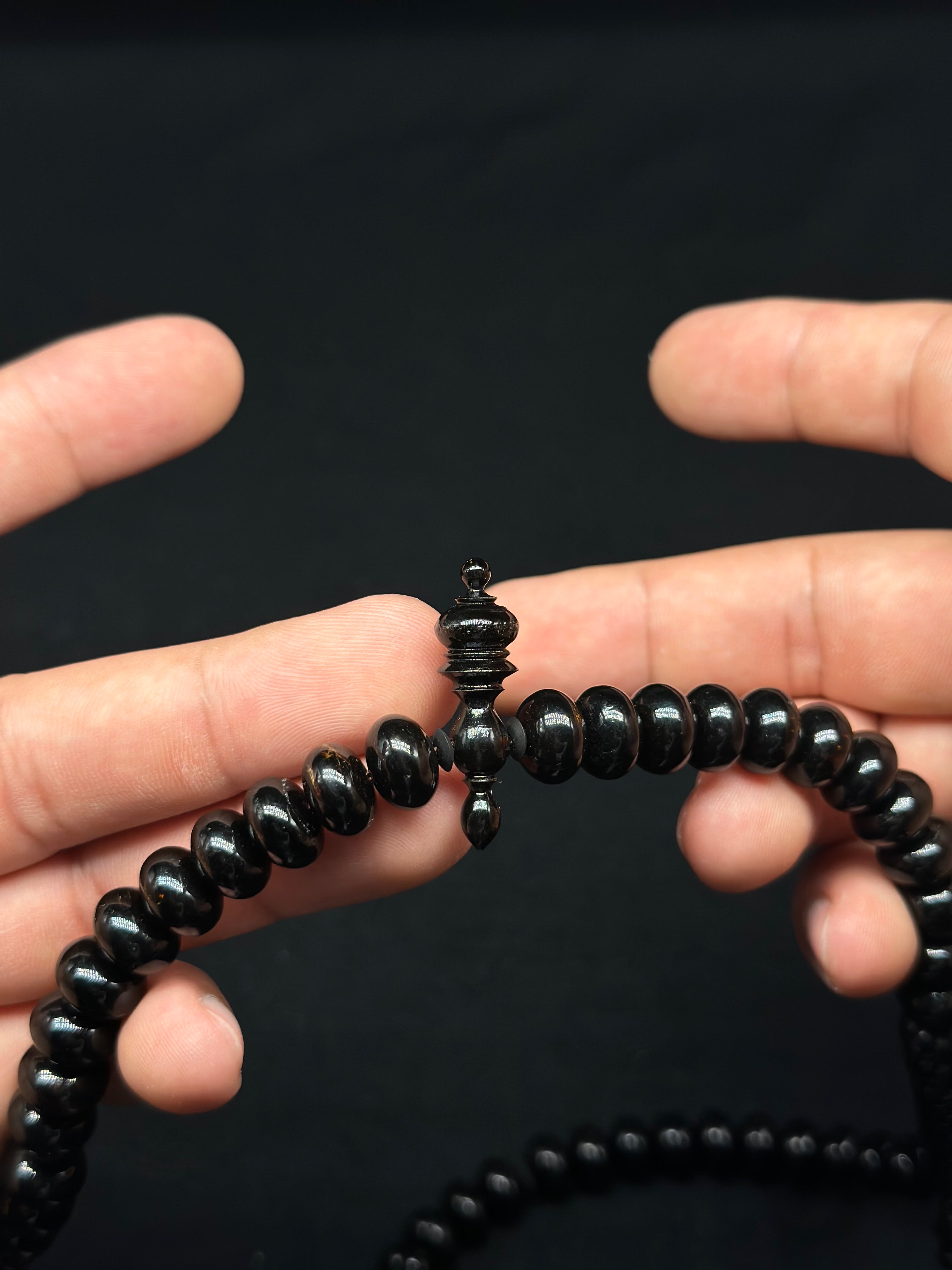 Pure Black Yusr Tasbih