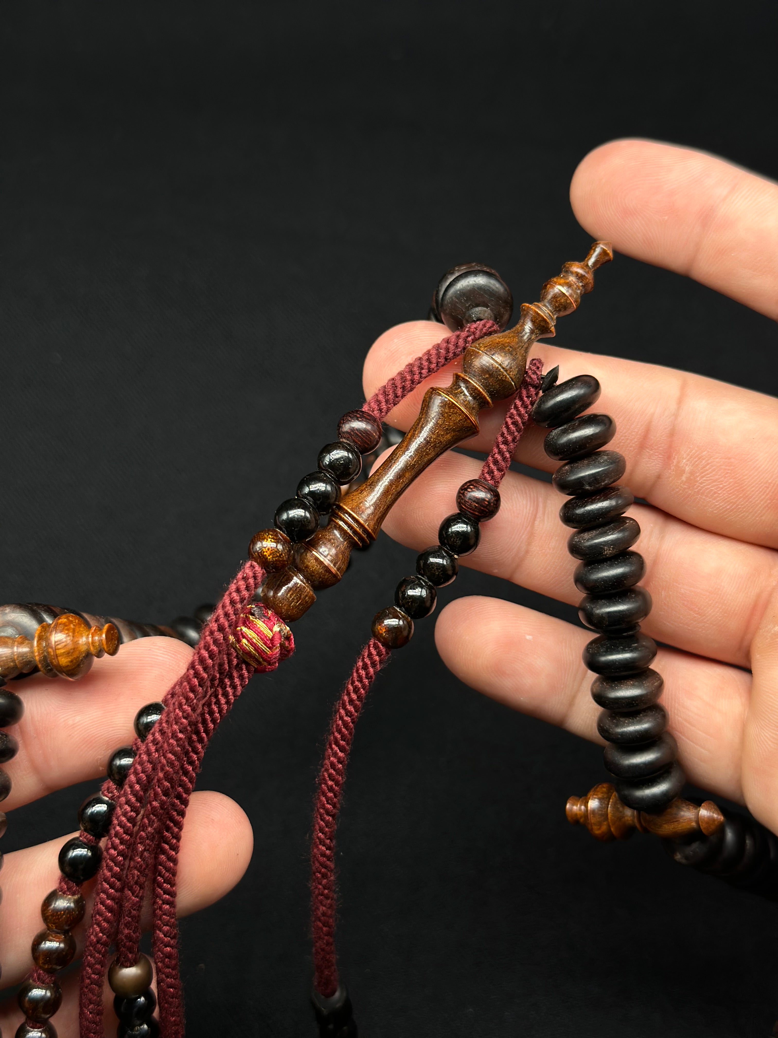 Ebony x Oud x Gold Yusr Agarwood Tasbih Prayer Beads