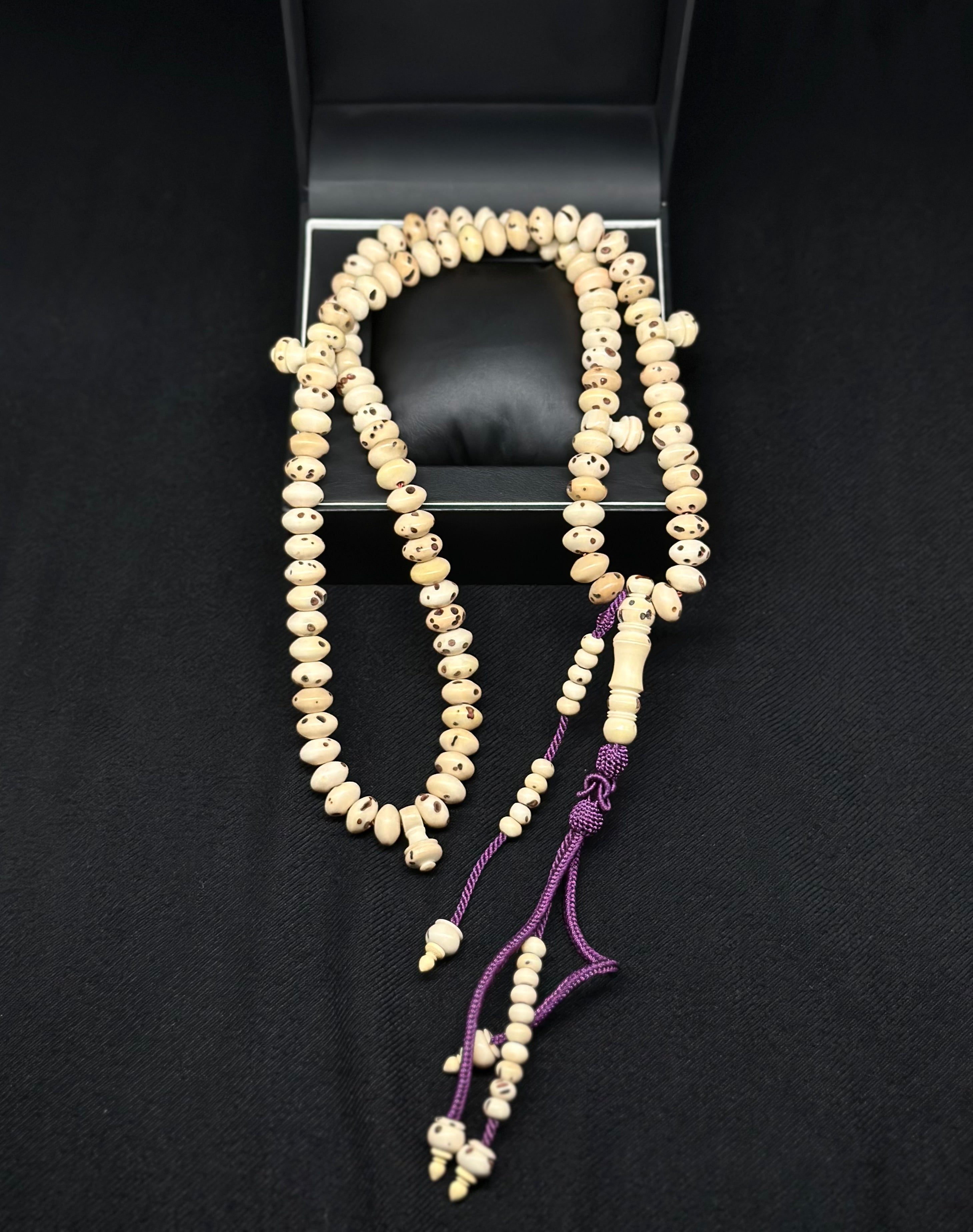 Pure Moroccan Oud Salib Tasbih