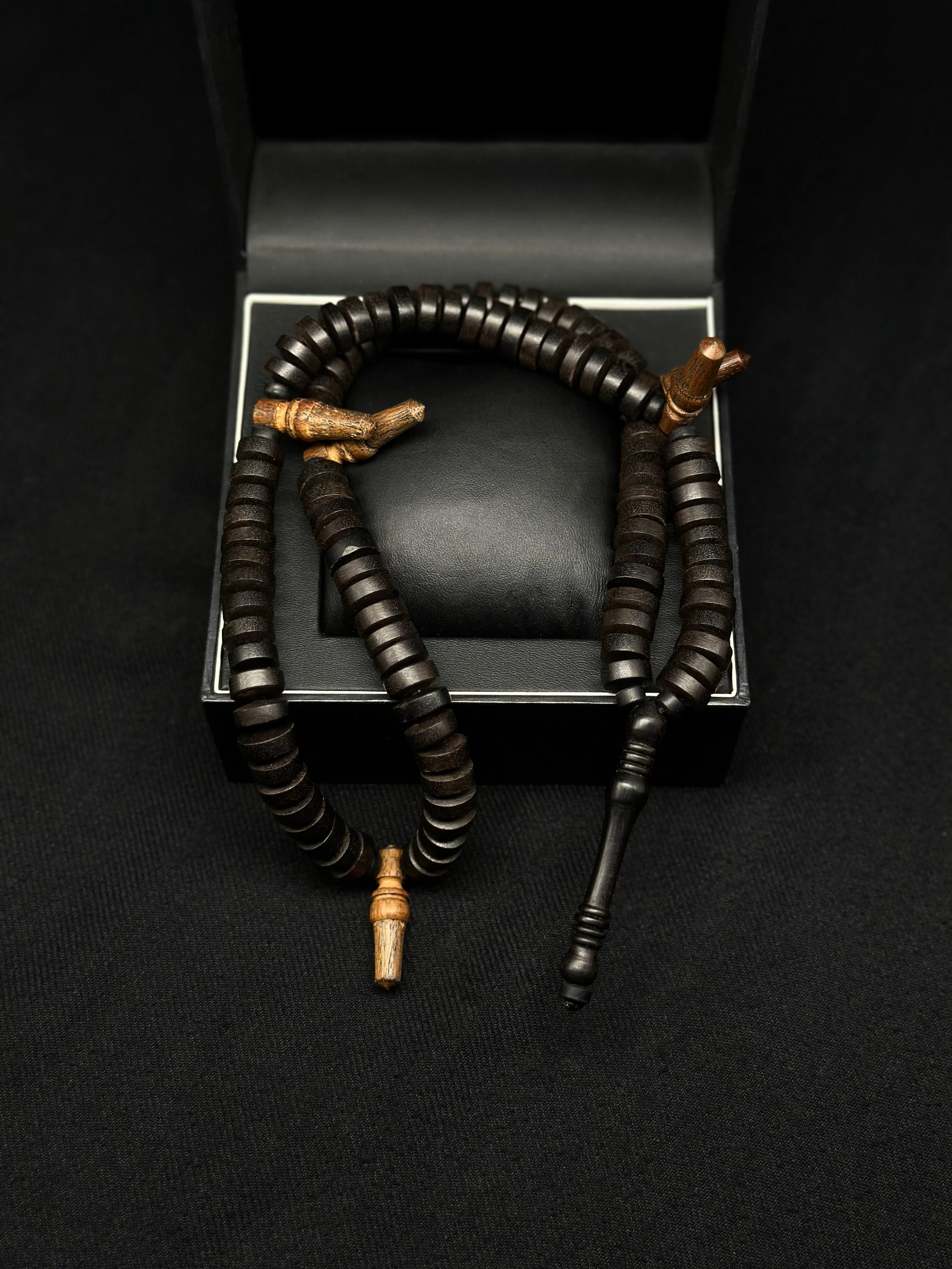 Ebony x Oud Tasbih