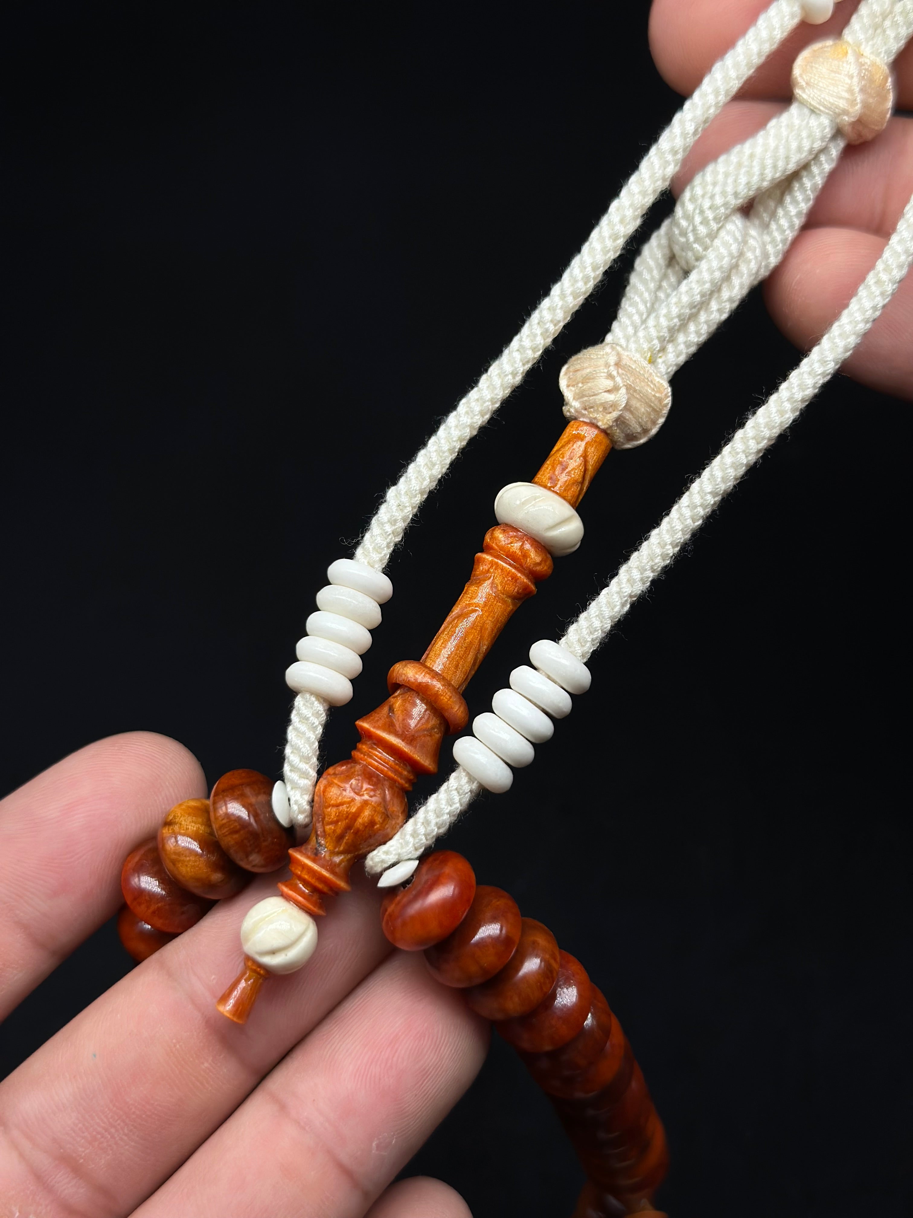 King Agathis x Cow Bone Rumi Model Tasbih