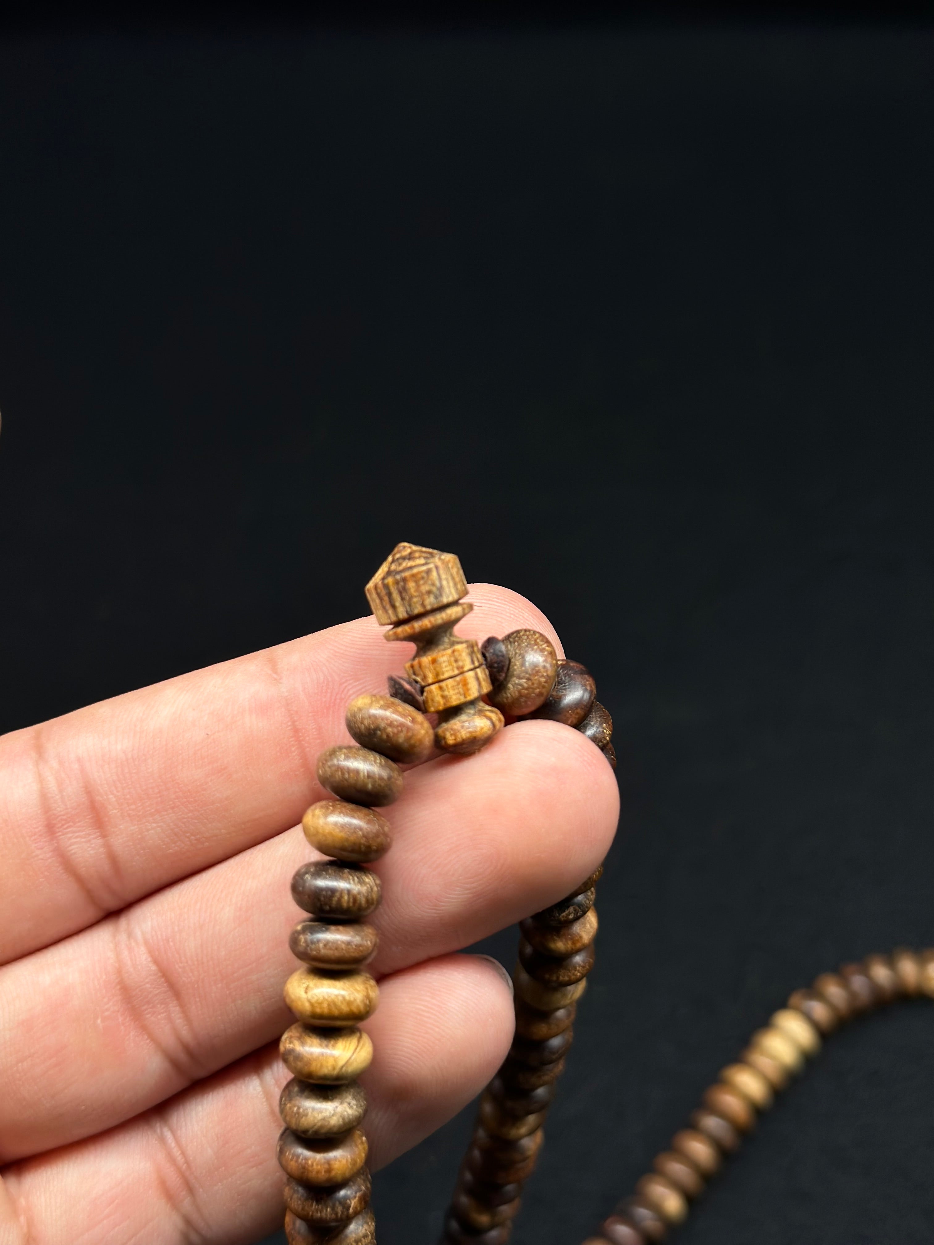 Adjustable Oud Agarwood Tasbih