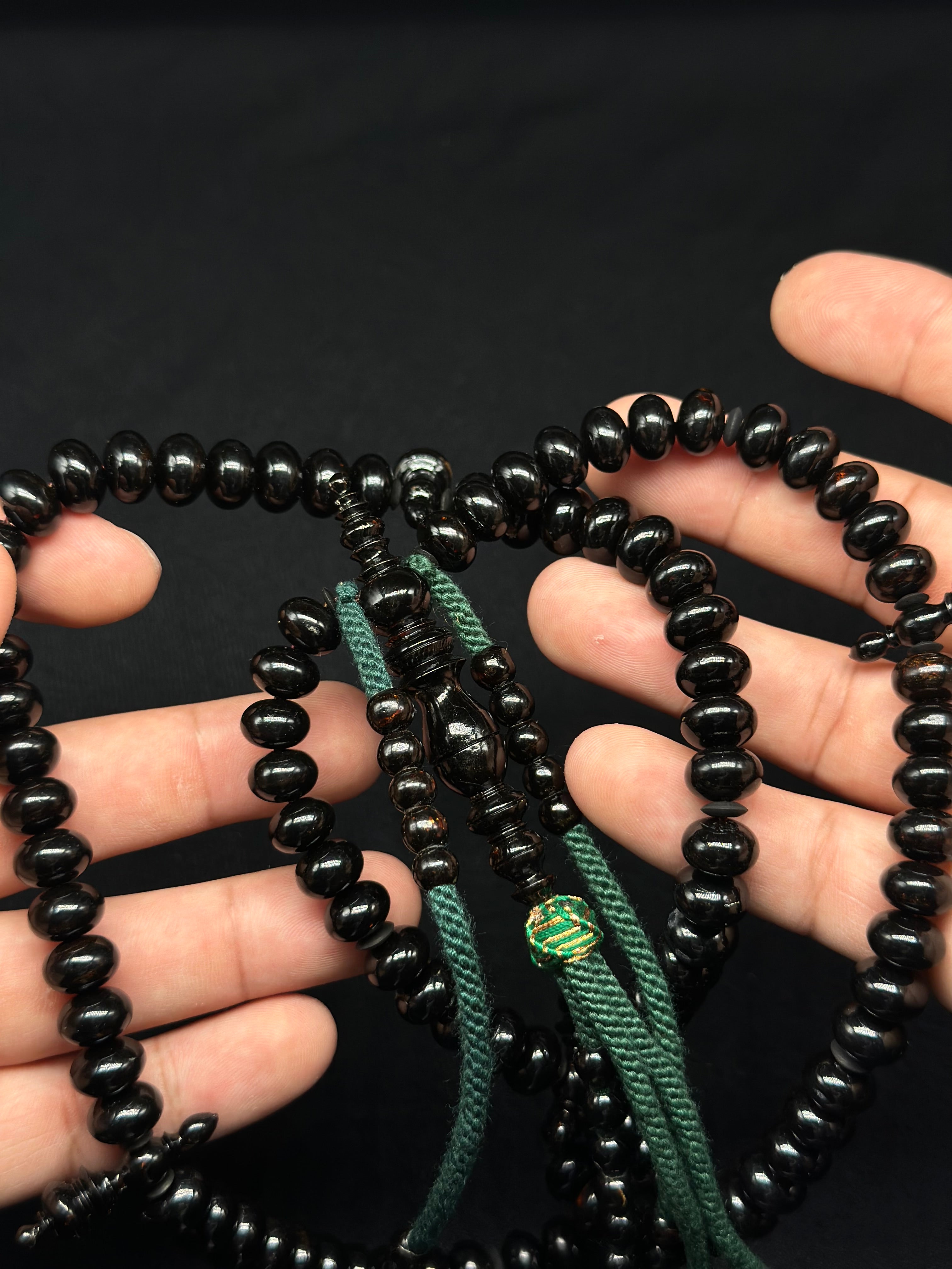 Pure Black Yusr Tasbih