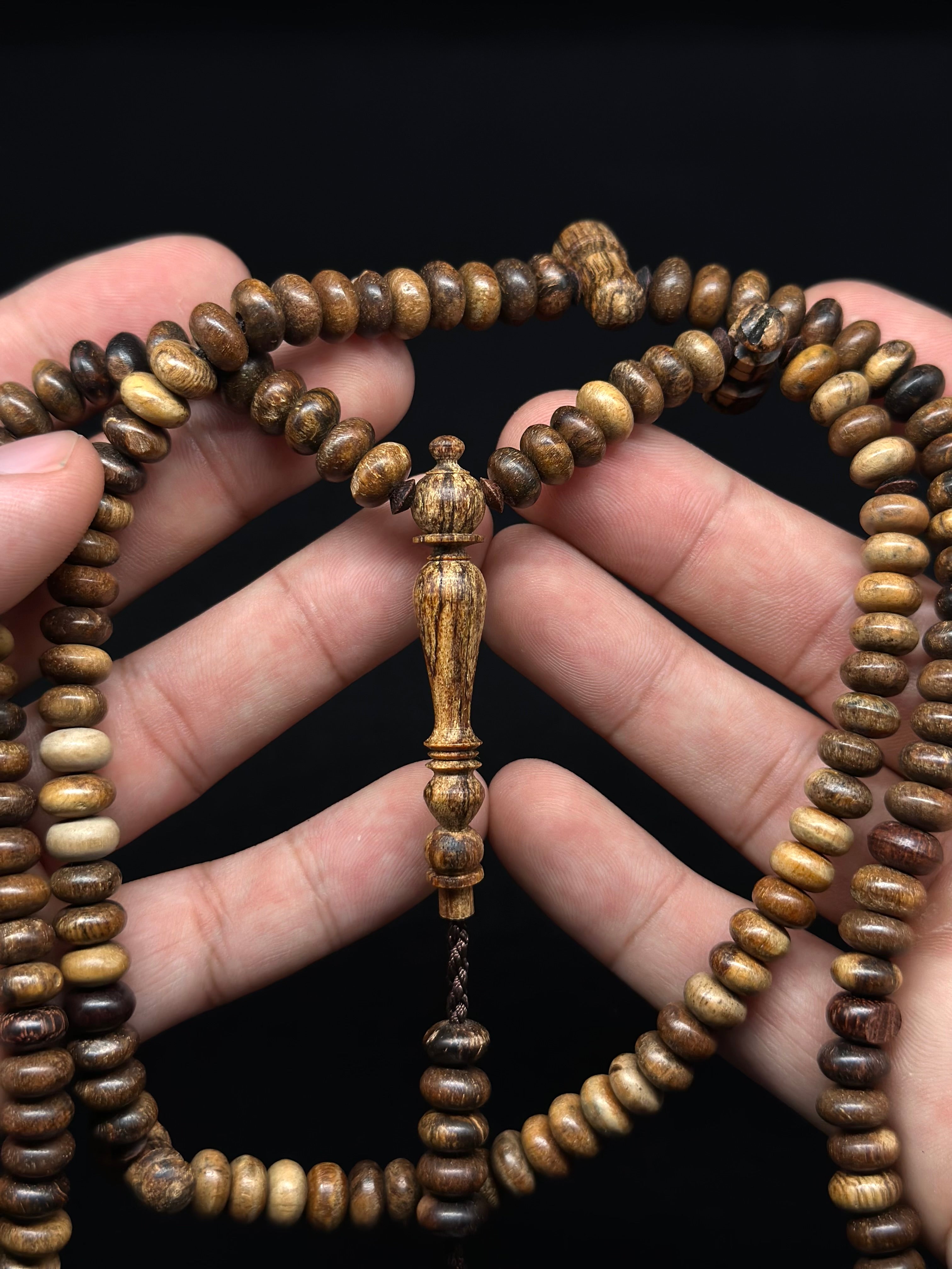Adjustable Oud Agarwood Tasbih