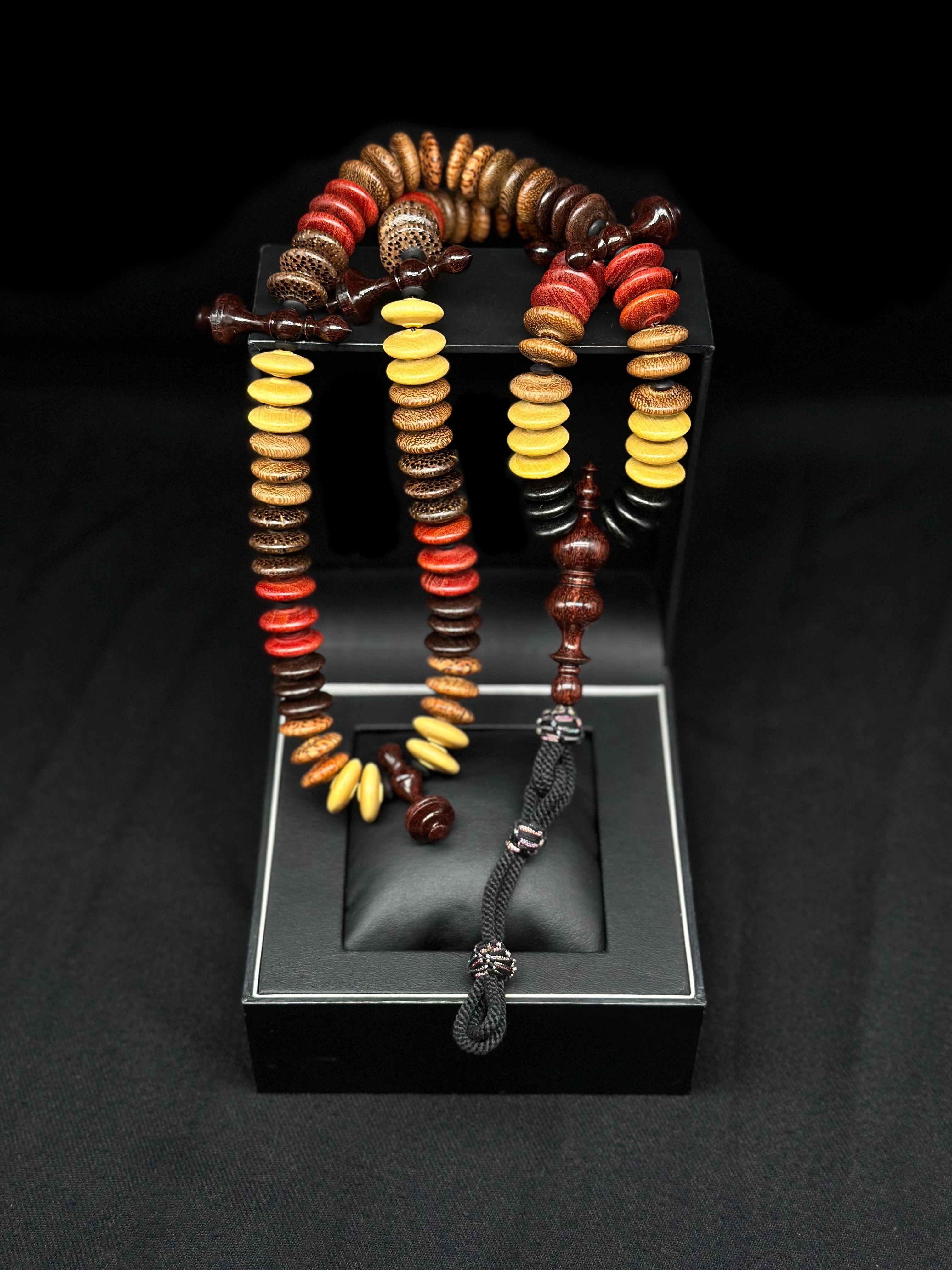 Tamarind x Ebony x Oud x Kemuning x Liwung Tasbih