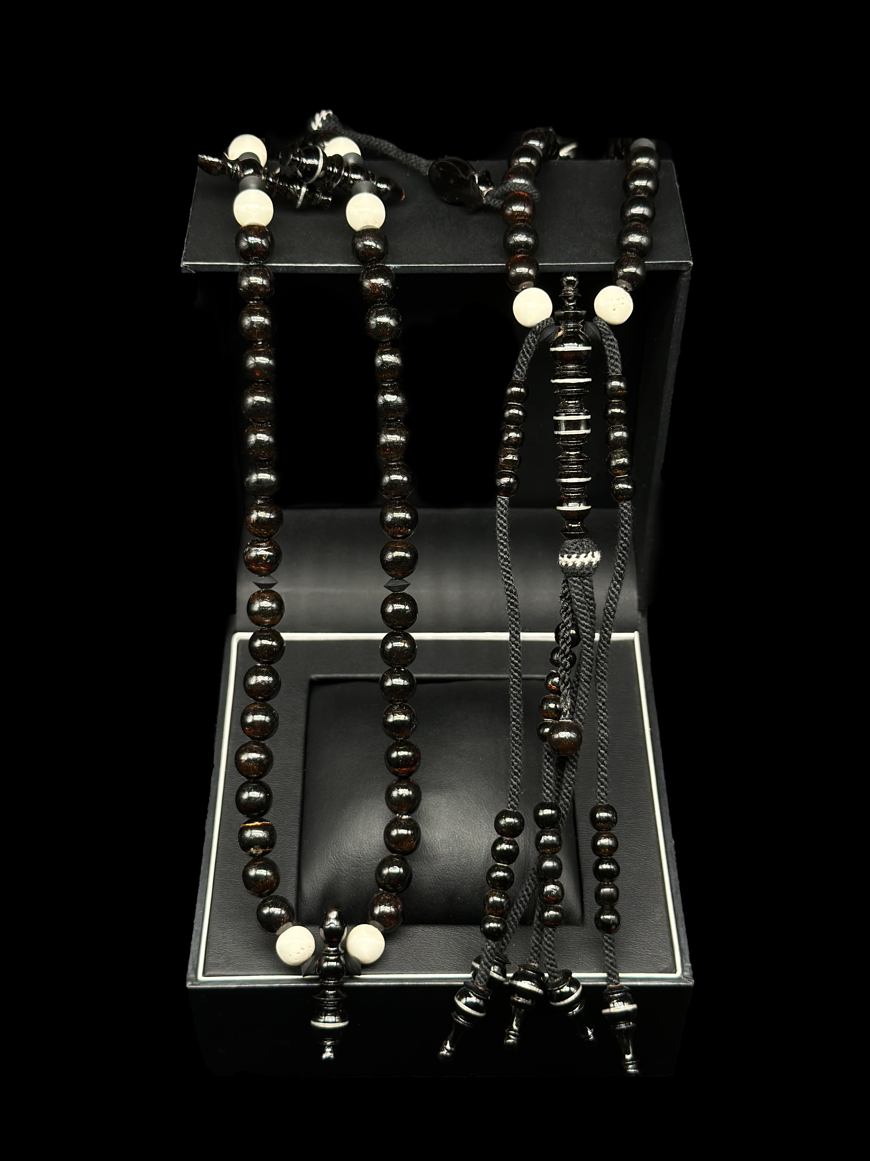 Pure Black Yusr x Cow Bone Tasbih