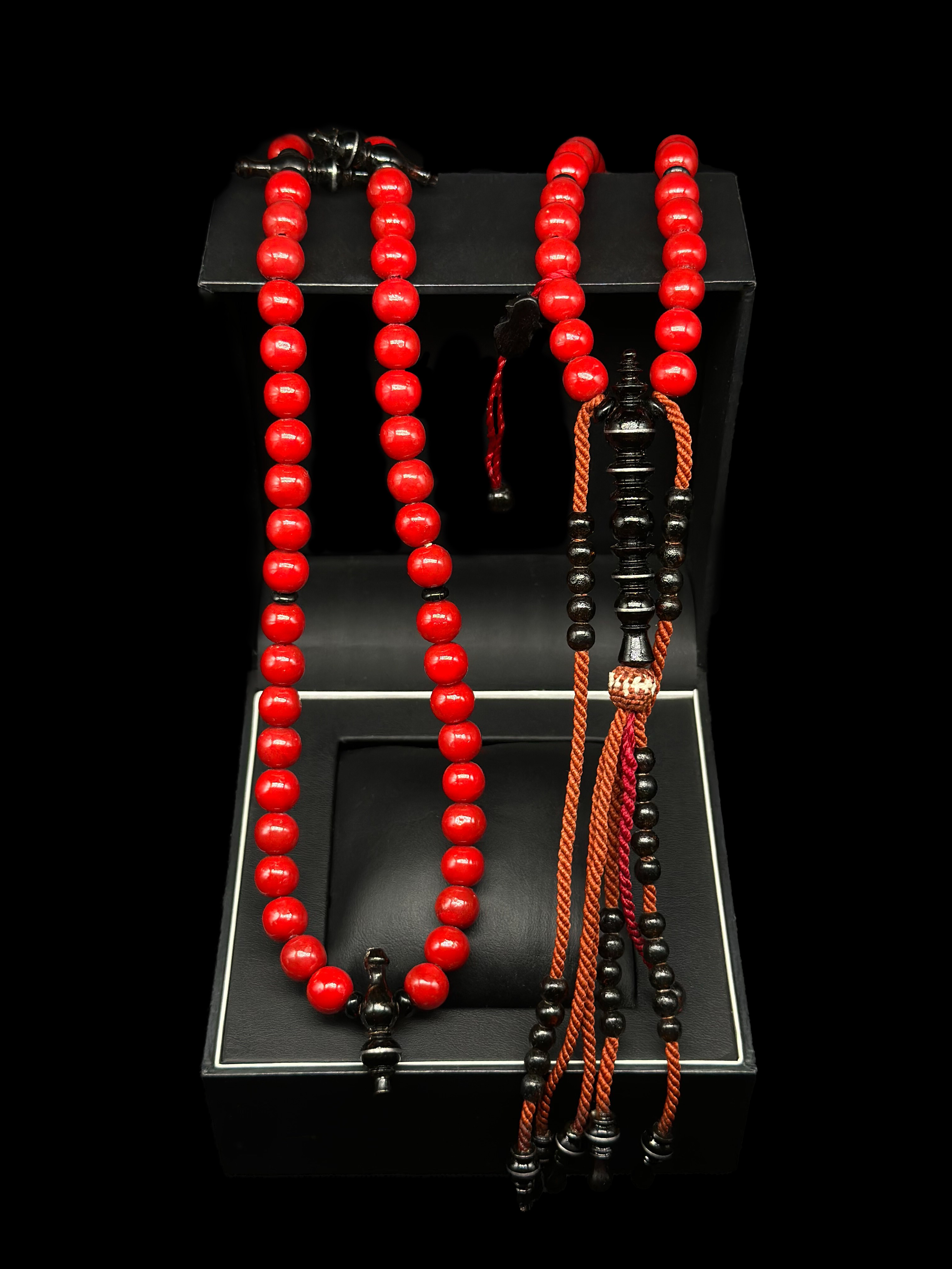 Red Marjan x Black Yusr Tasbih