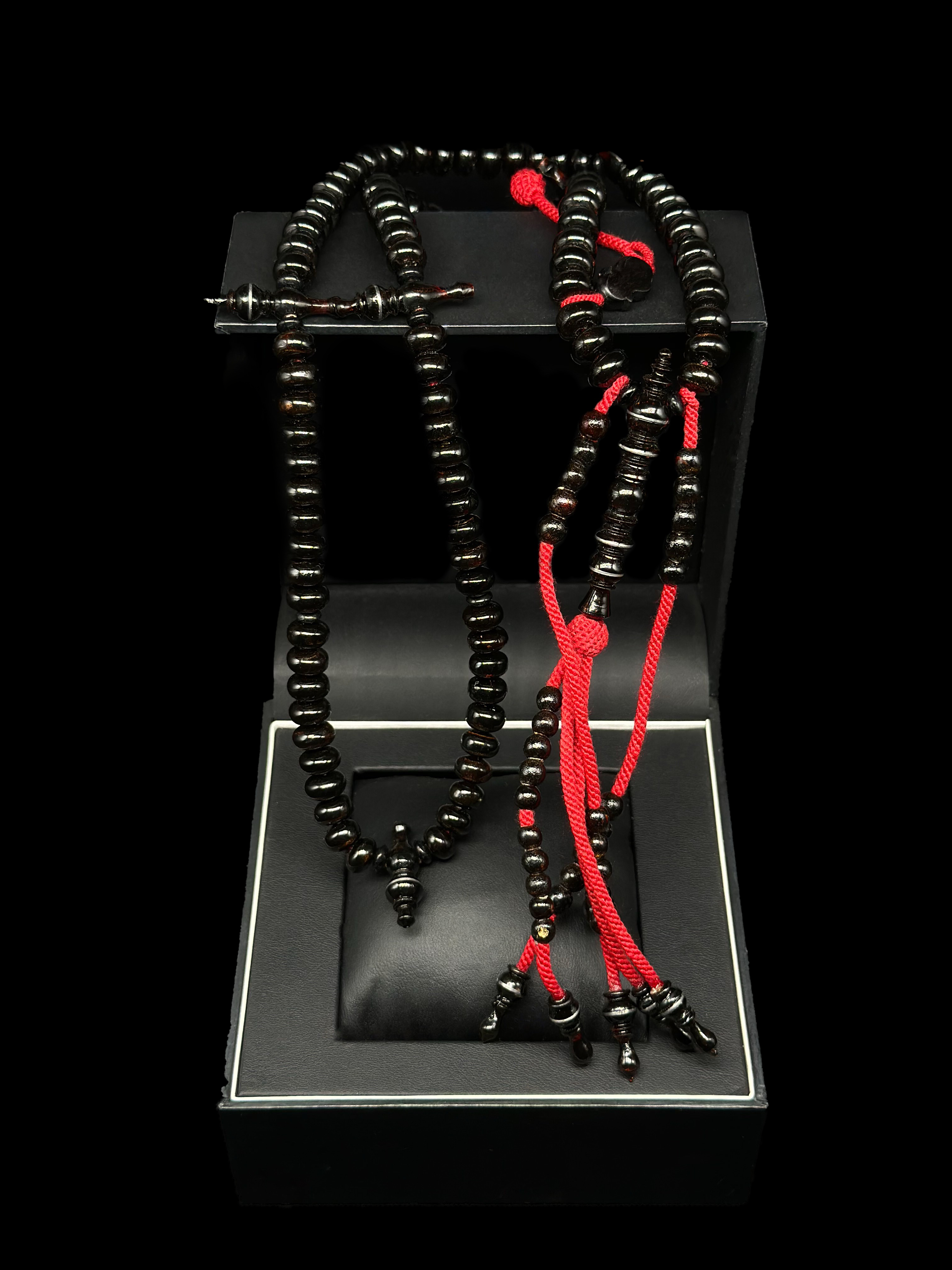 Pure Black Yusr Tasbih