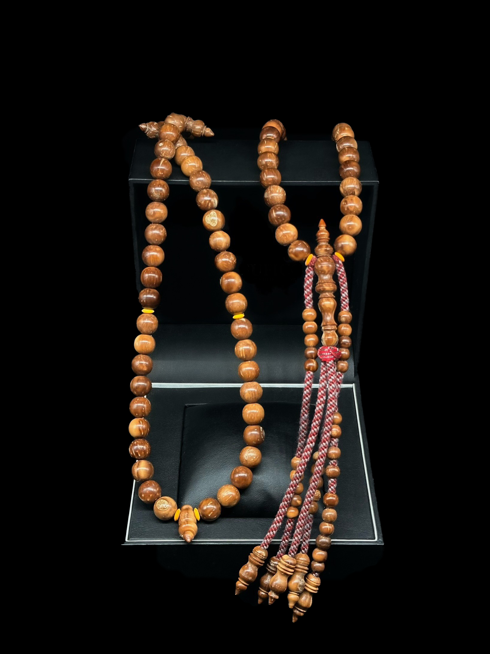 Pure Kuka Coquilla Nut Tasbih