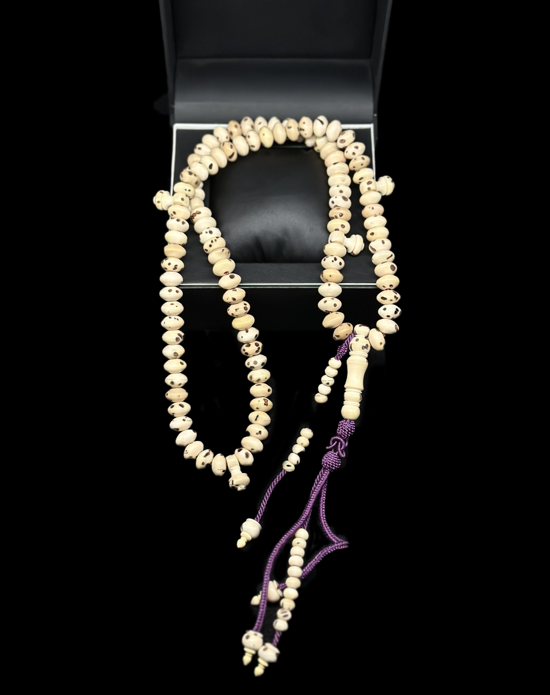Pure Moroccan Oud Salib Tasbih