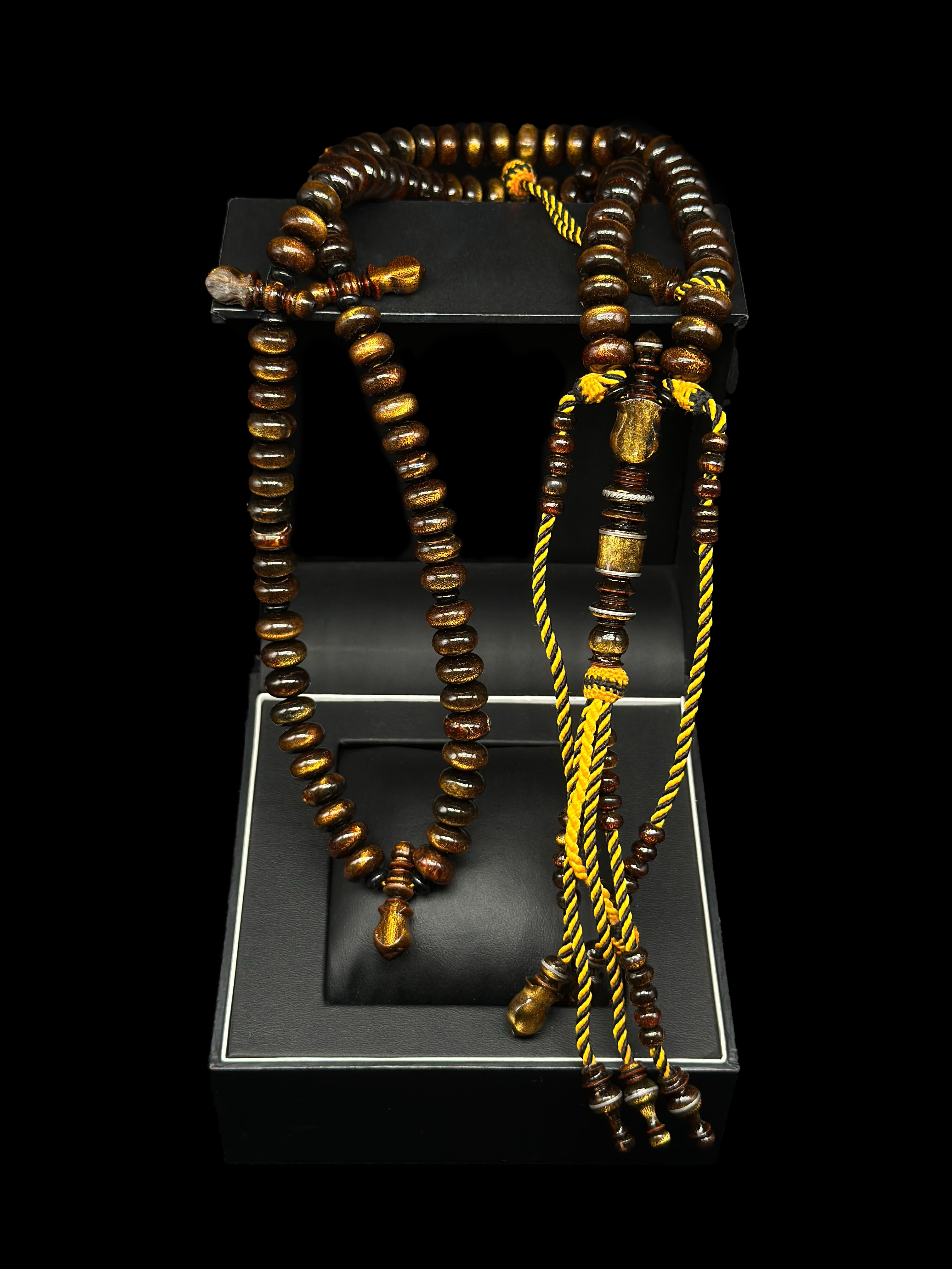 Pure Gold Yusr Tasbih Sandala Model