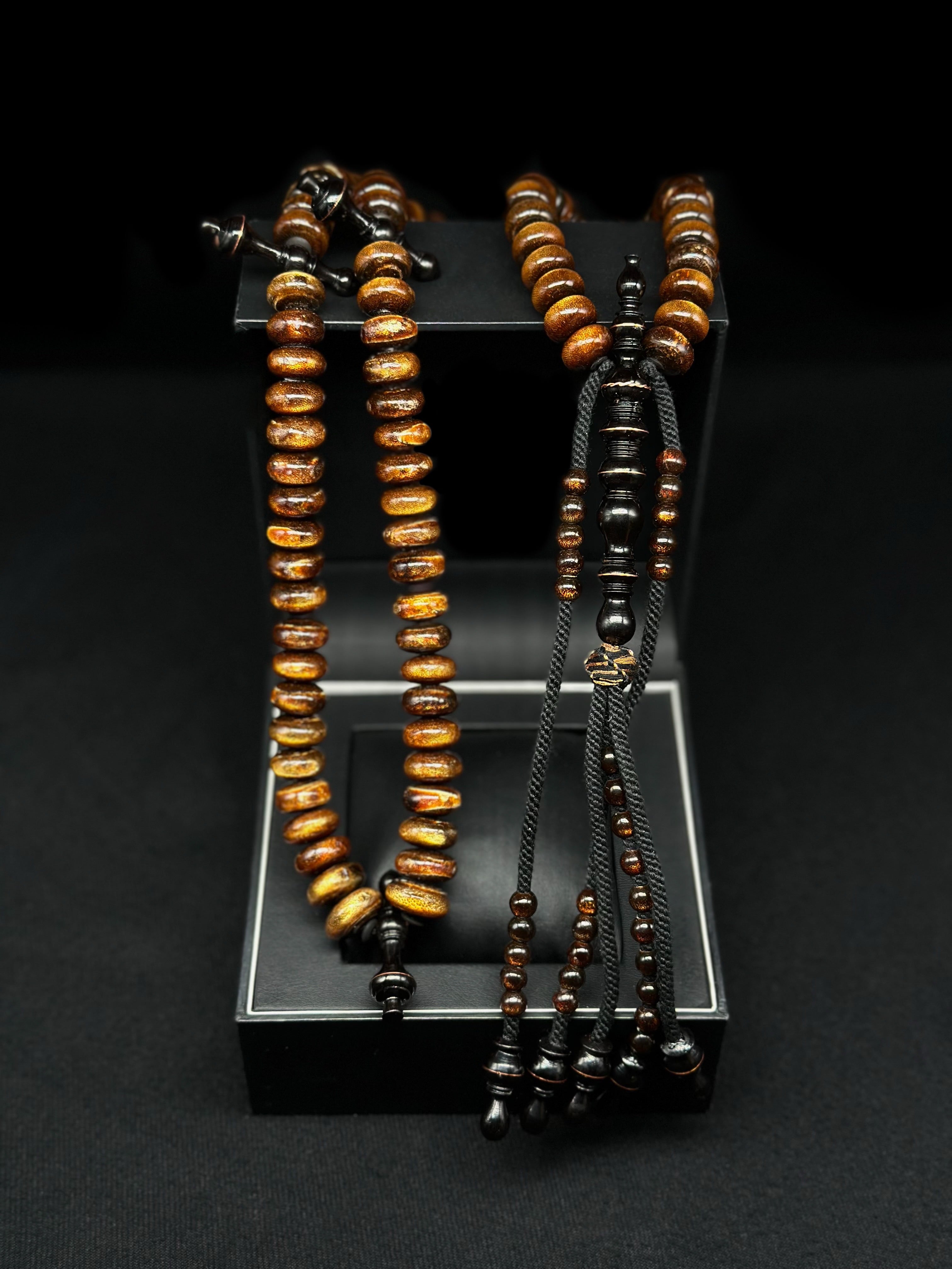 King Gold Yusr x Ebony Tasbih