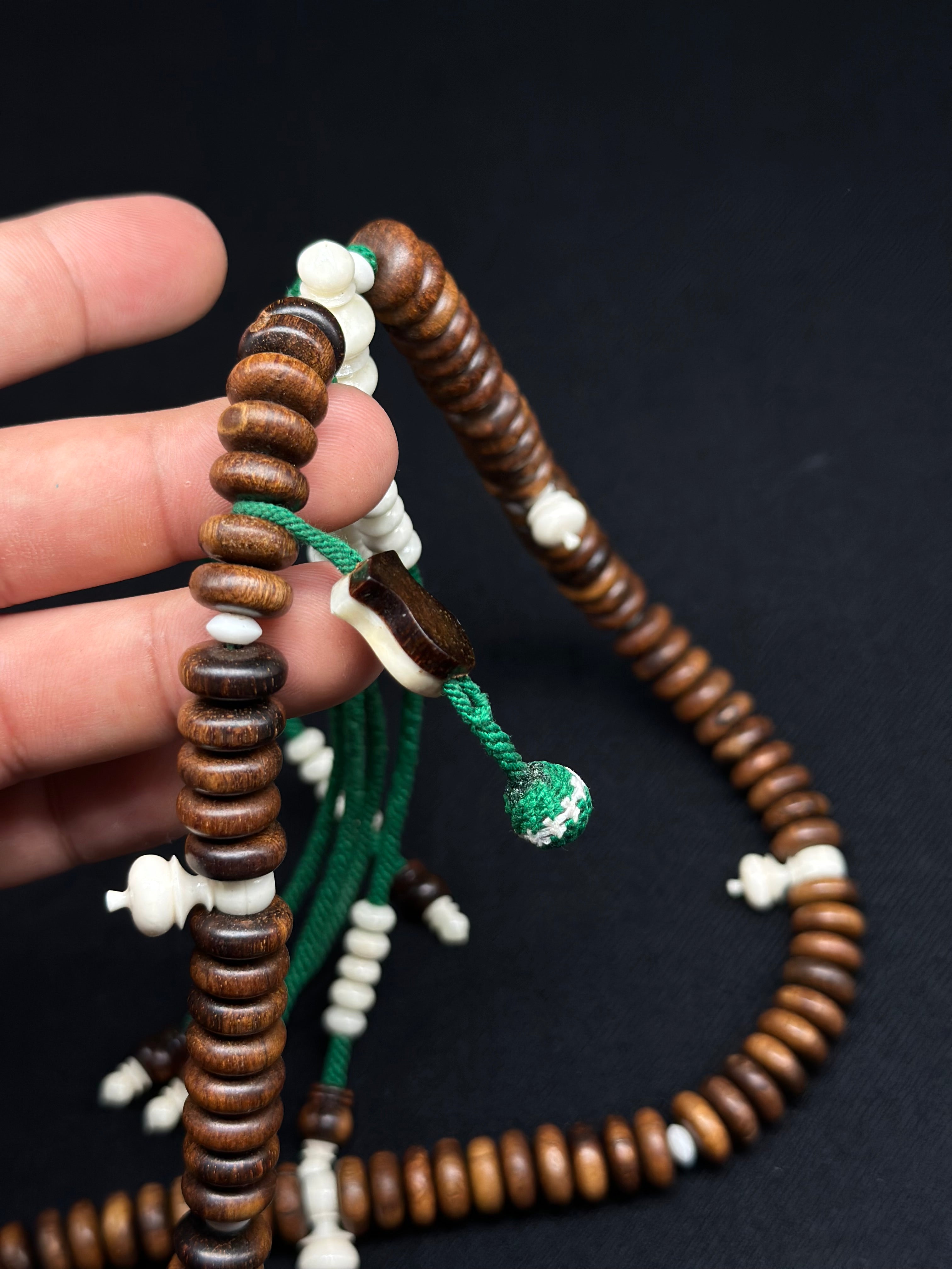 Pure Oud Agarwood x Cow Bone Tasbih With 2 Tone Prophetic Sandal