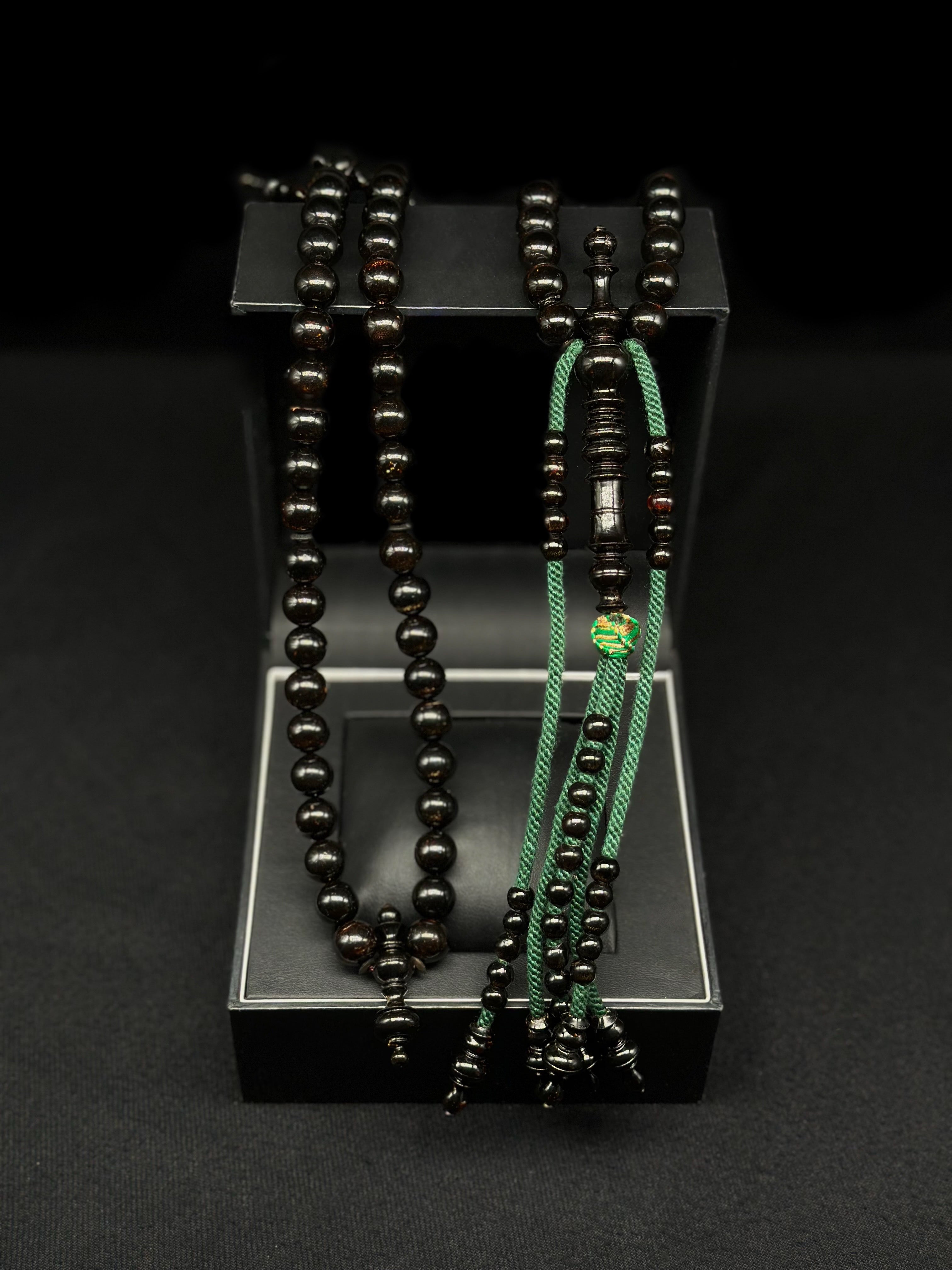 Pure Black Yusr Tasbih (XL)
