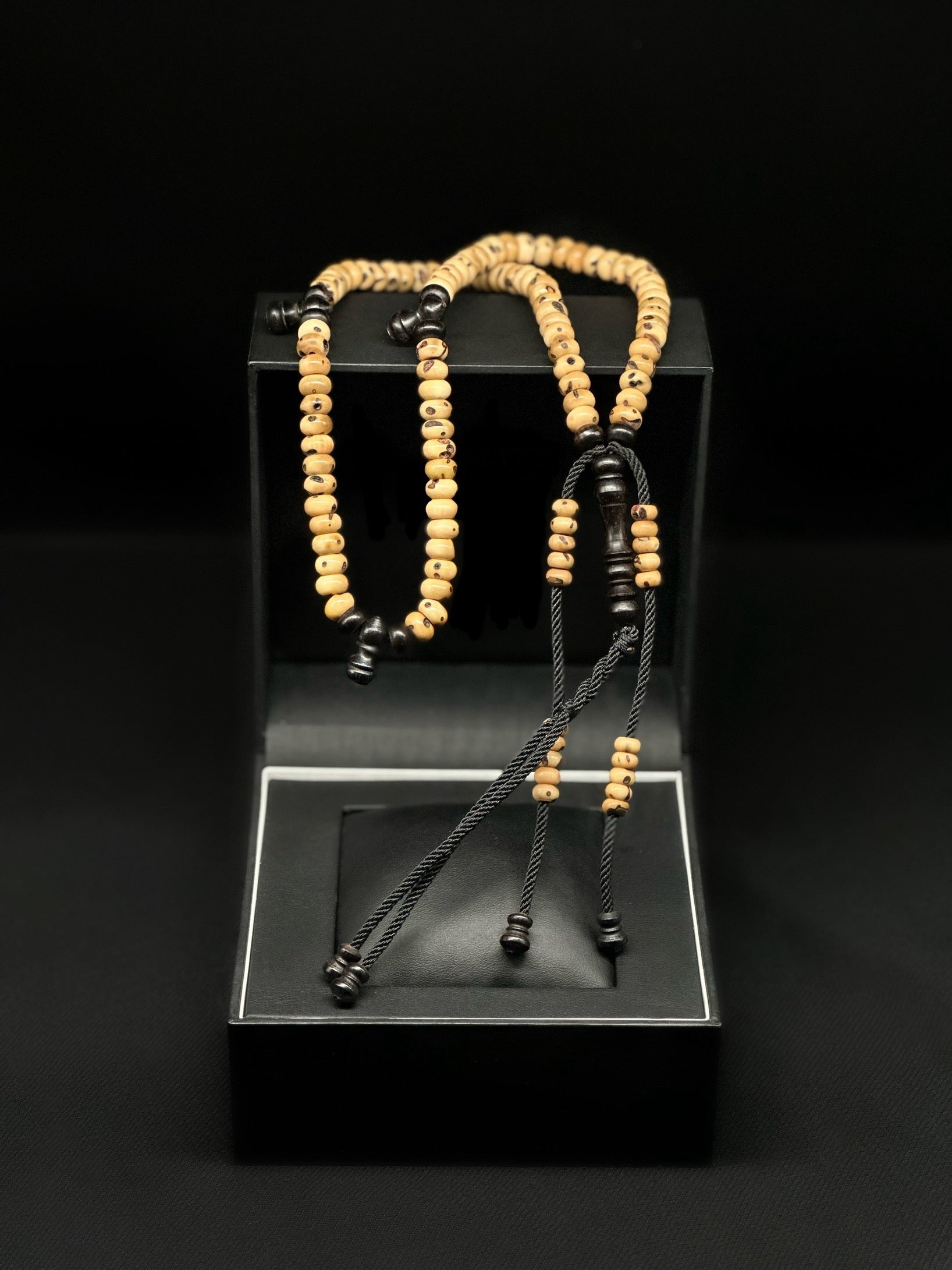 Egyptian Oud Salib x Ebony Tasbih