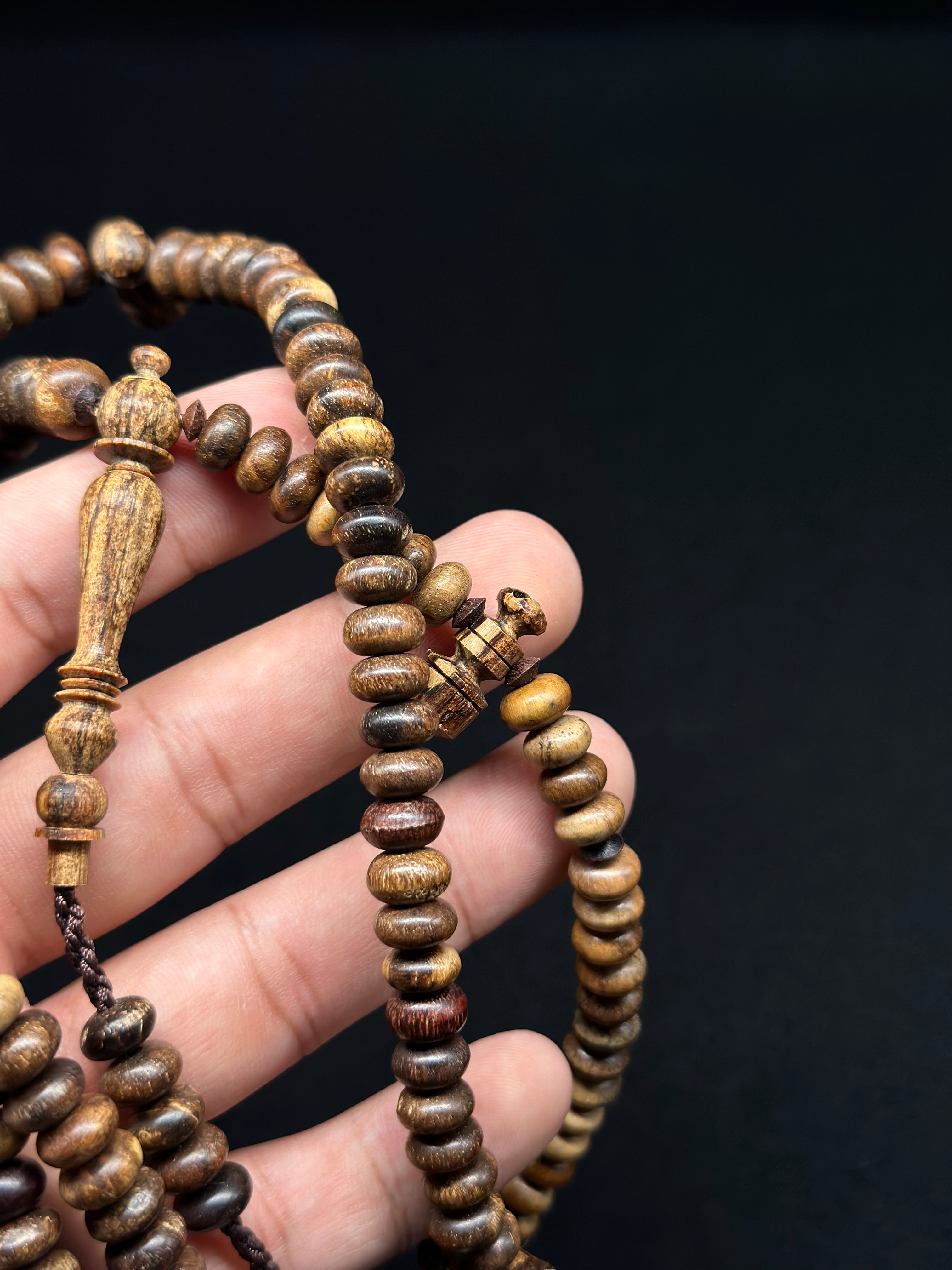 Adjustable Oud Agarwood Tasbih