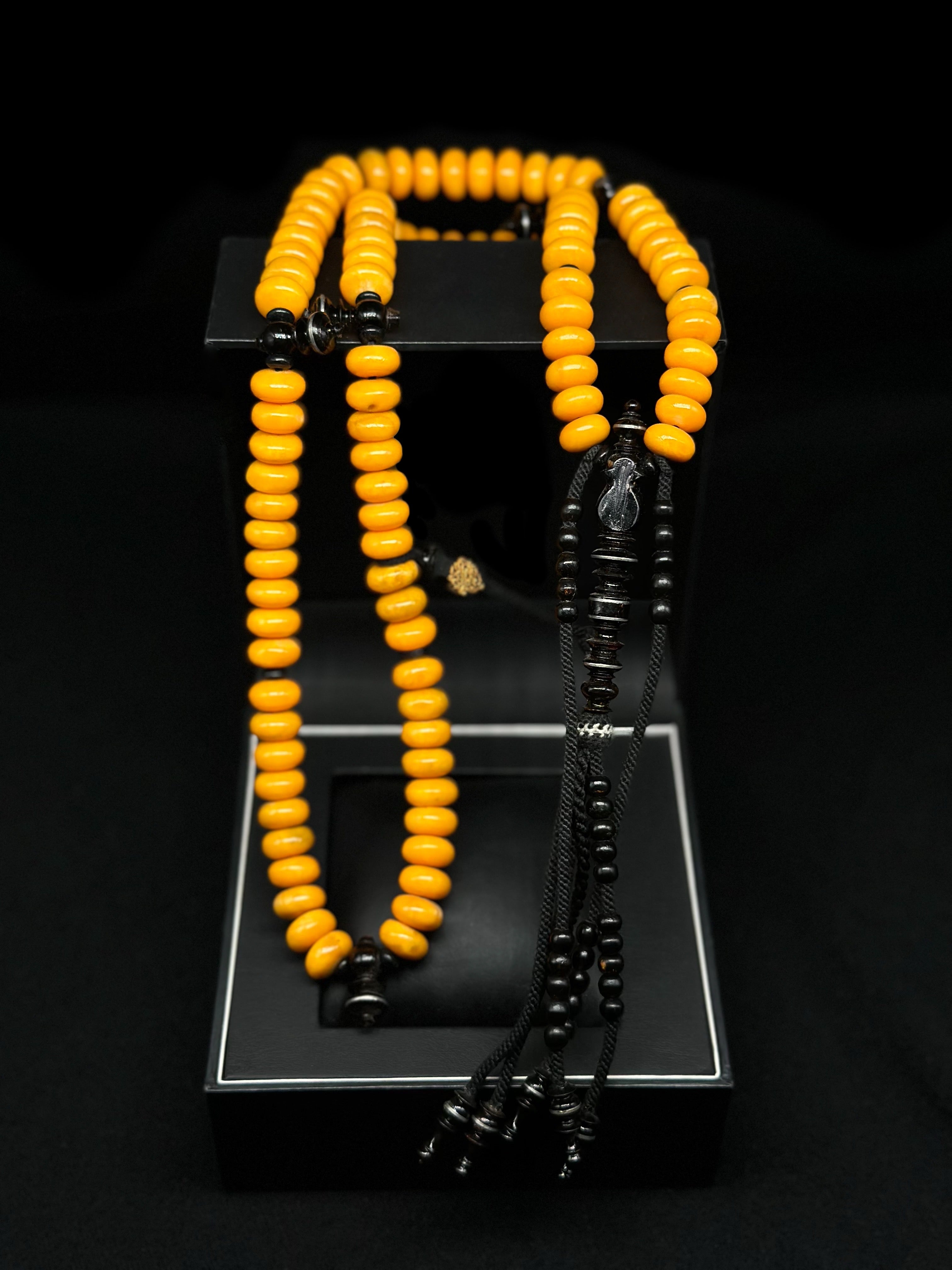Orange Marjan x Yusr Tasbih