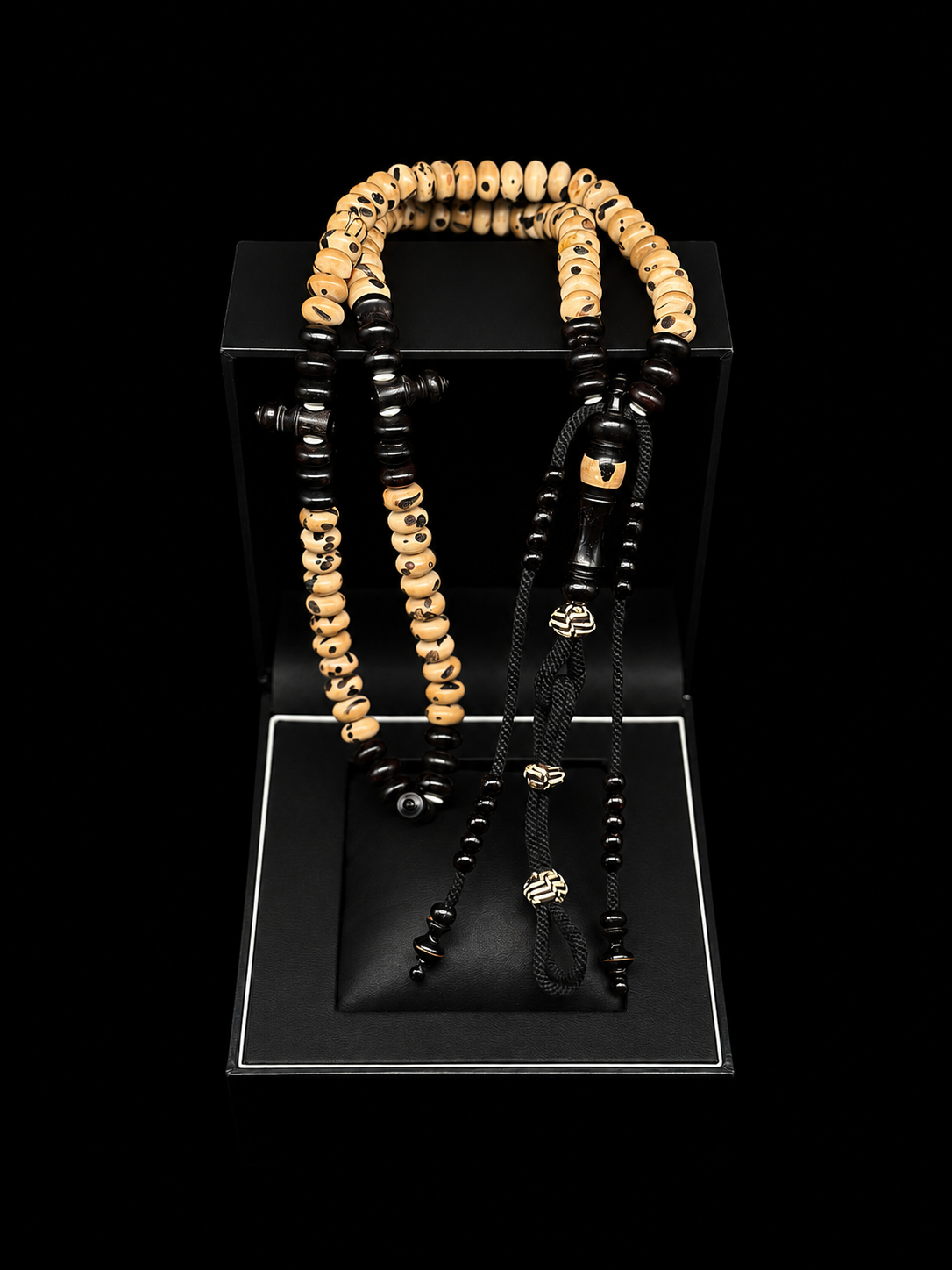 Pure Ebony x Oud Salib Darqawi Tasbih
