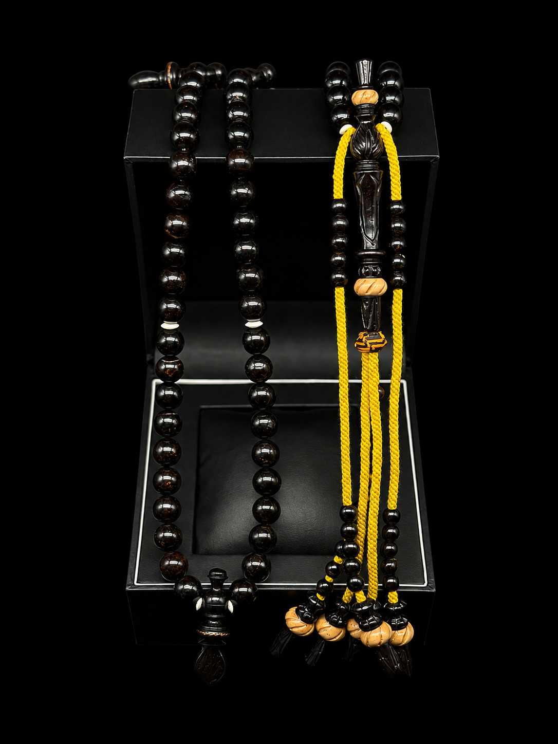 Carved Ebony x Yusr Rumi x Sandala Model (XL)