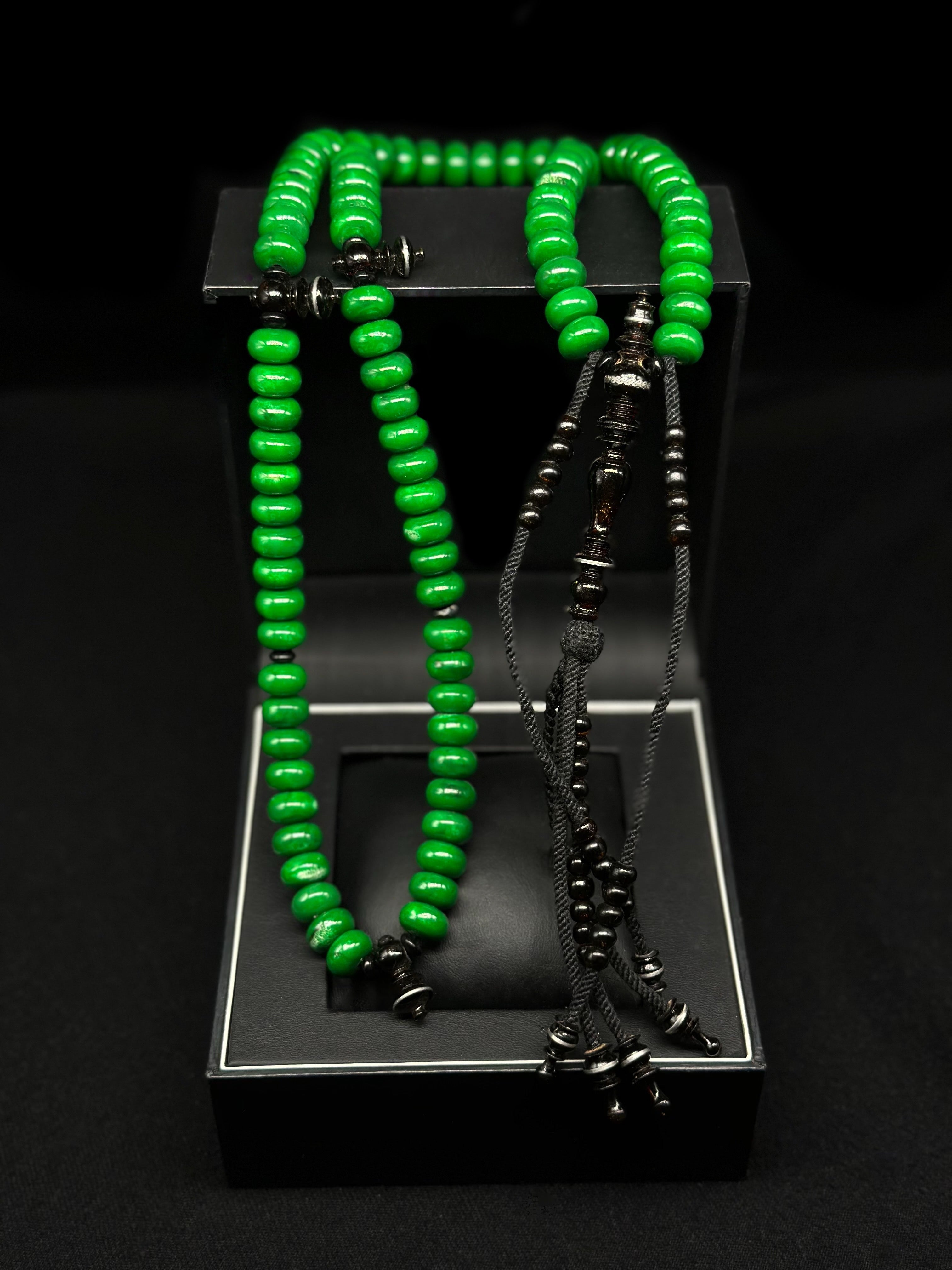 Green Marjan x Yusr Tasbih