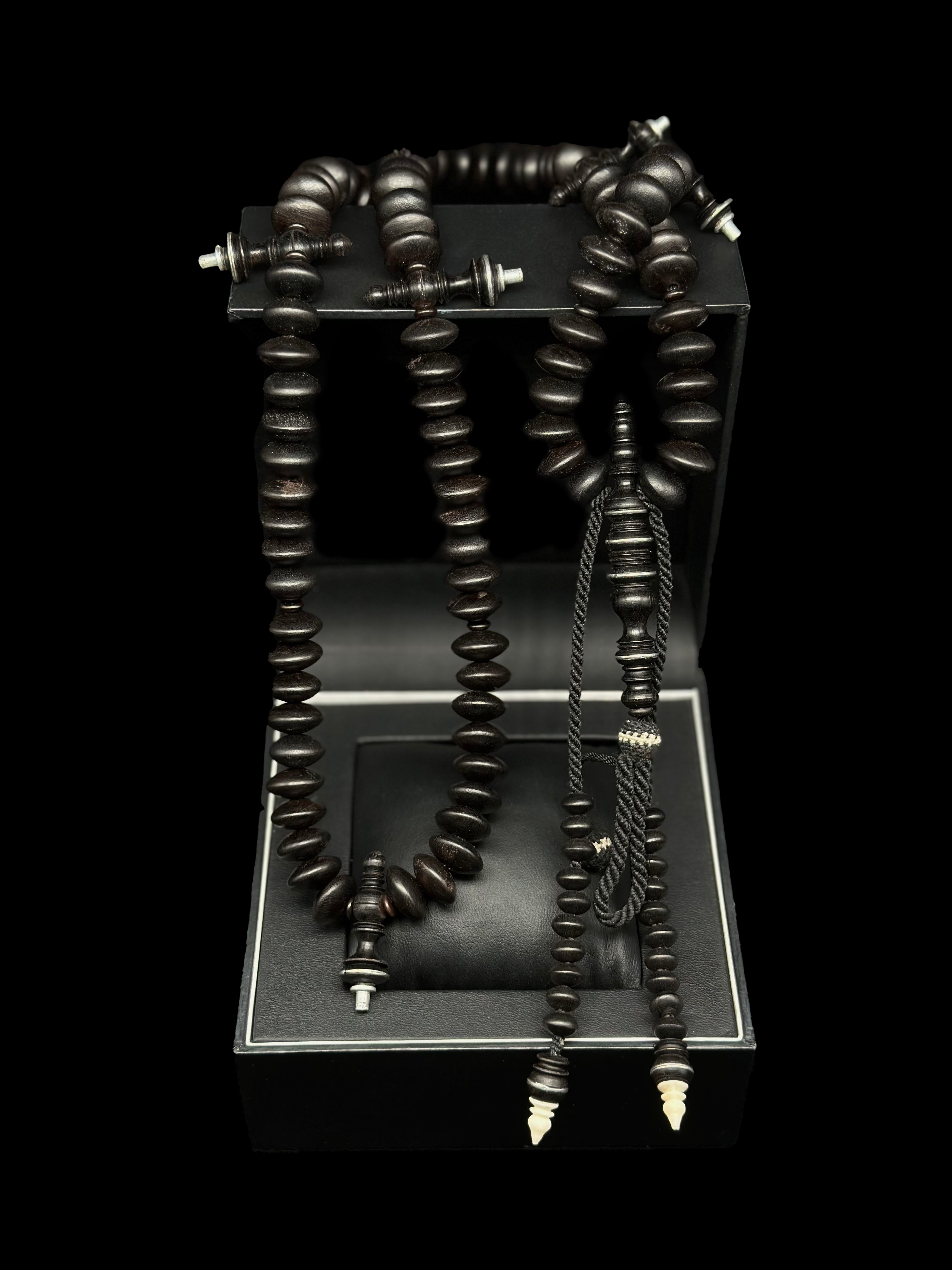 Pure Ebony Tasbih (L)