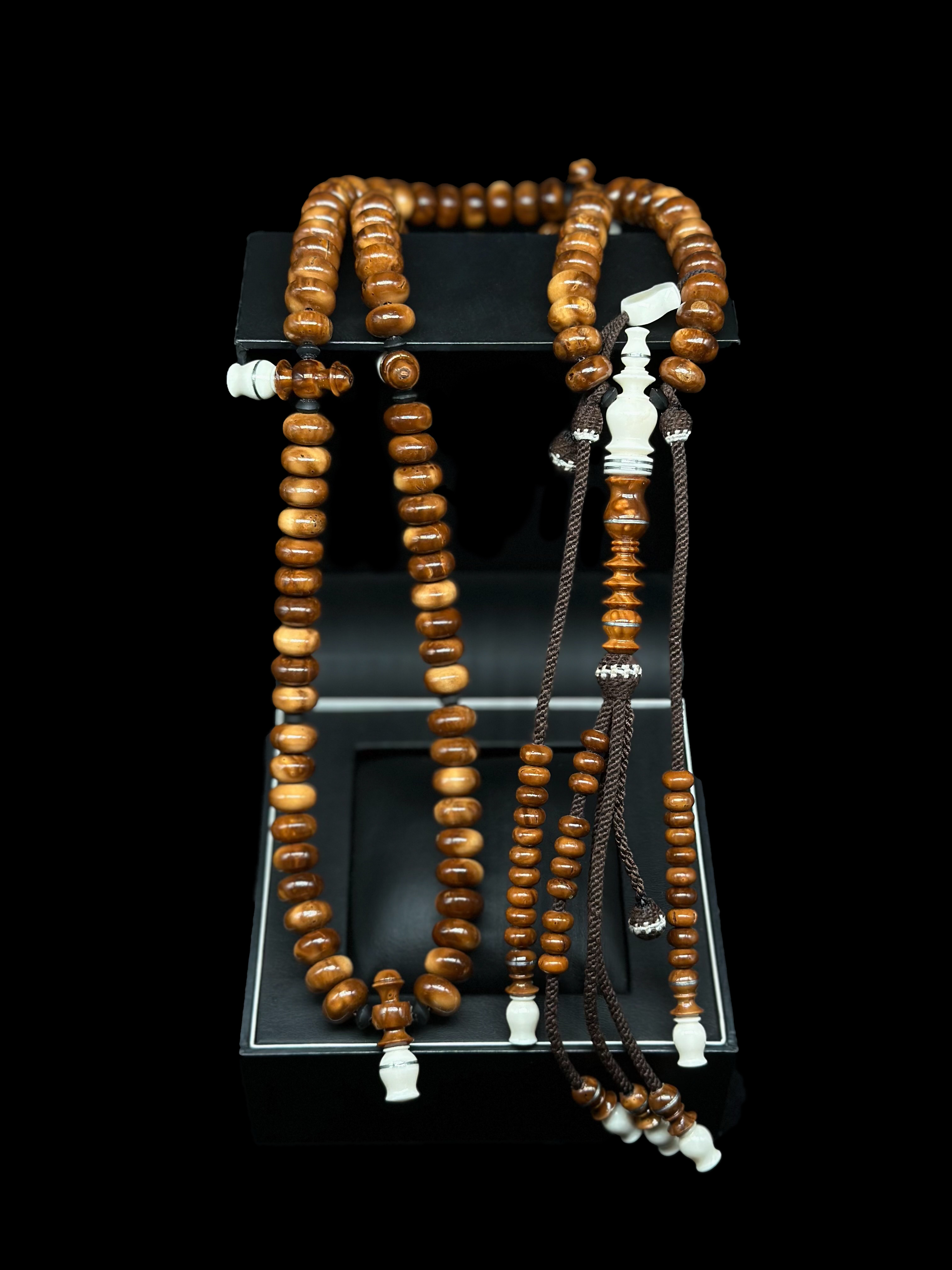Pure Kuka x Cow Bone Tasbih With Prophetic Sandal