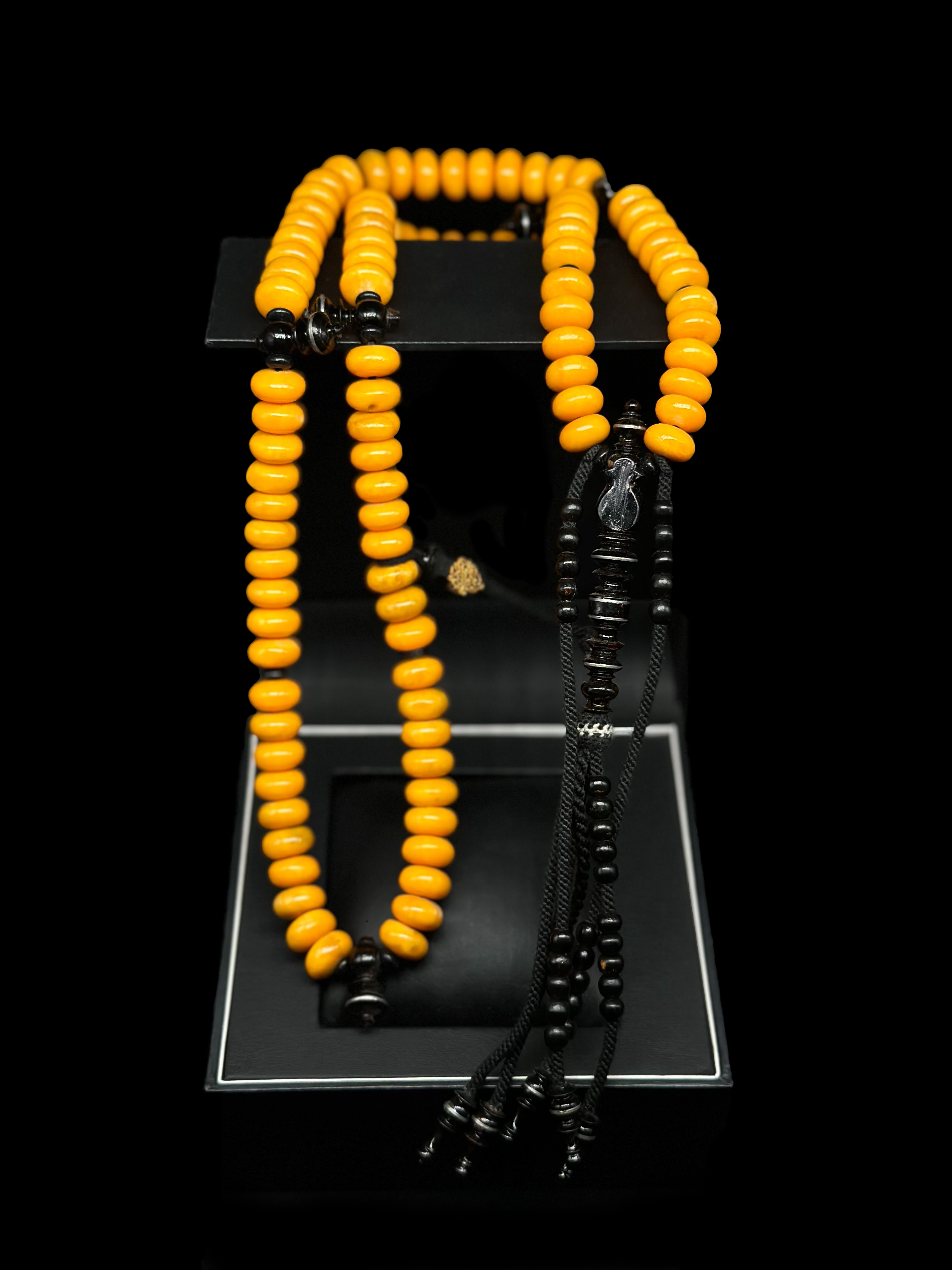Orange Marjan x Yusr Tasbih