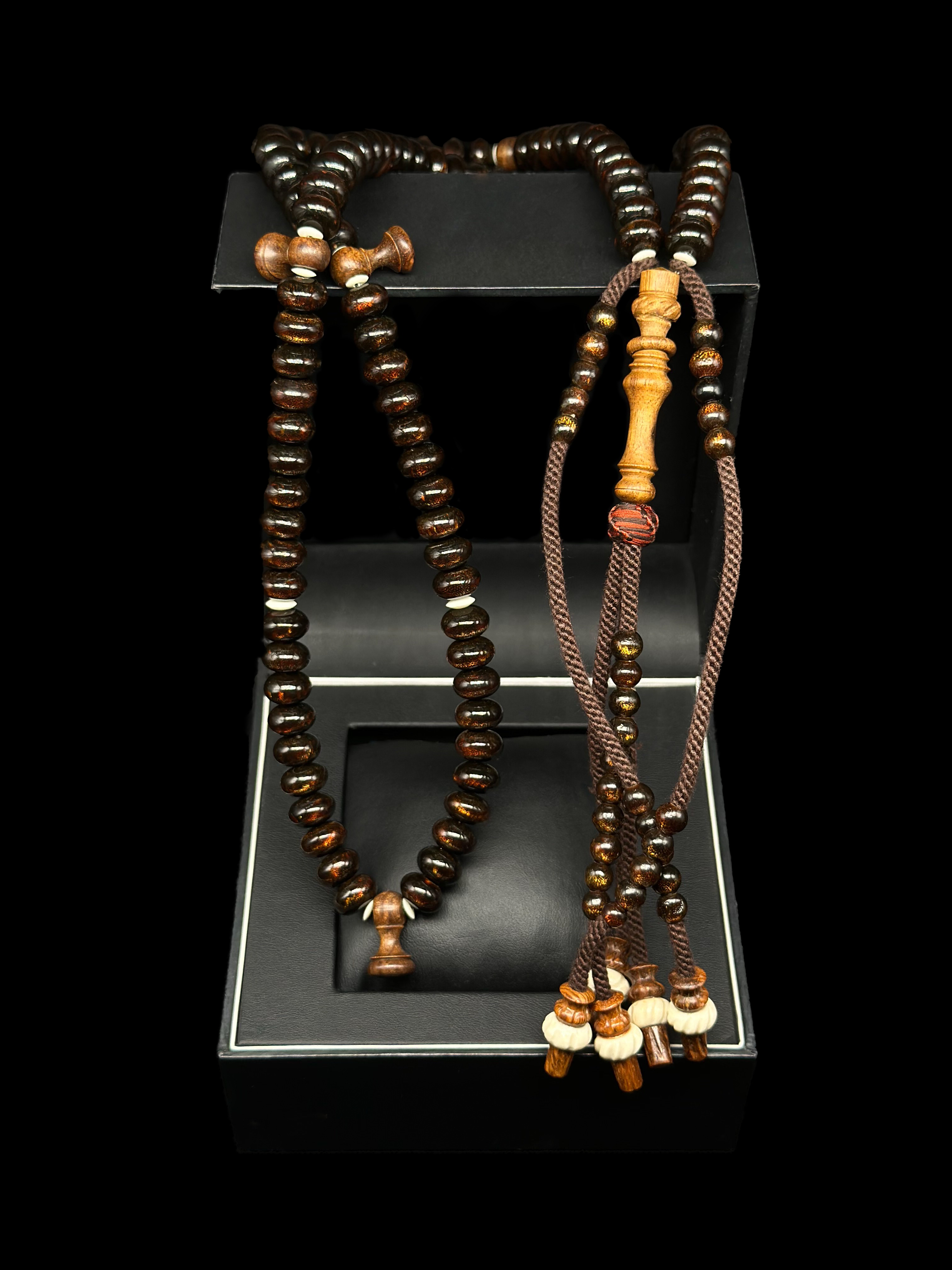 Pure Gold Yusr x Oud Agarwood Tasbih Rumi Model