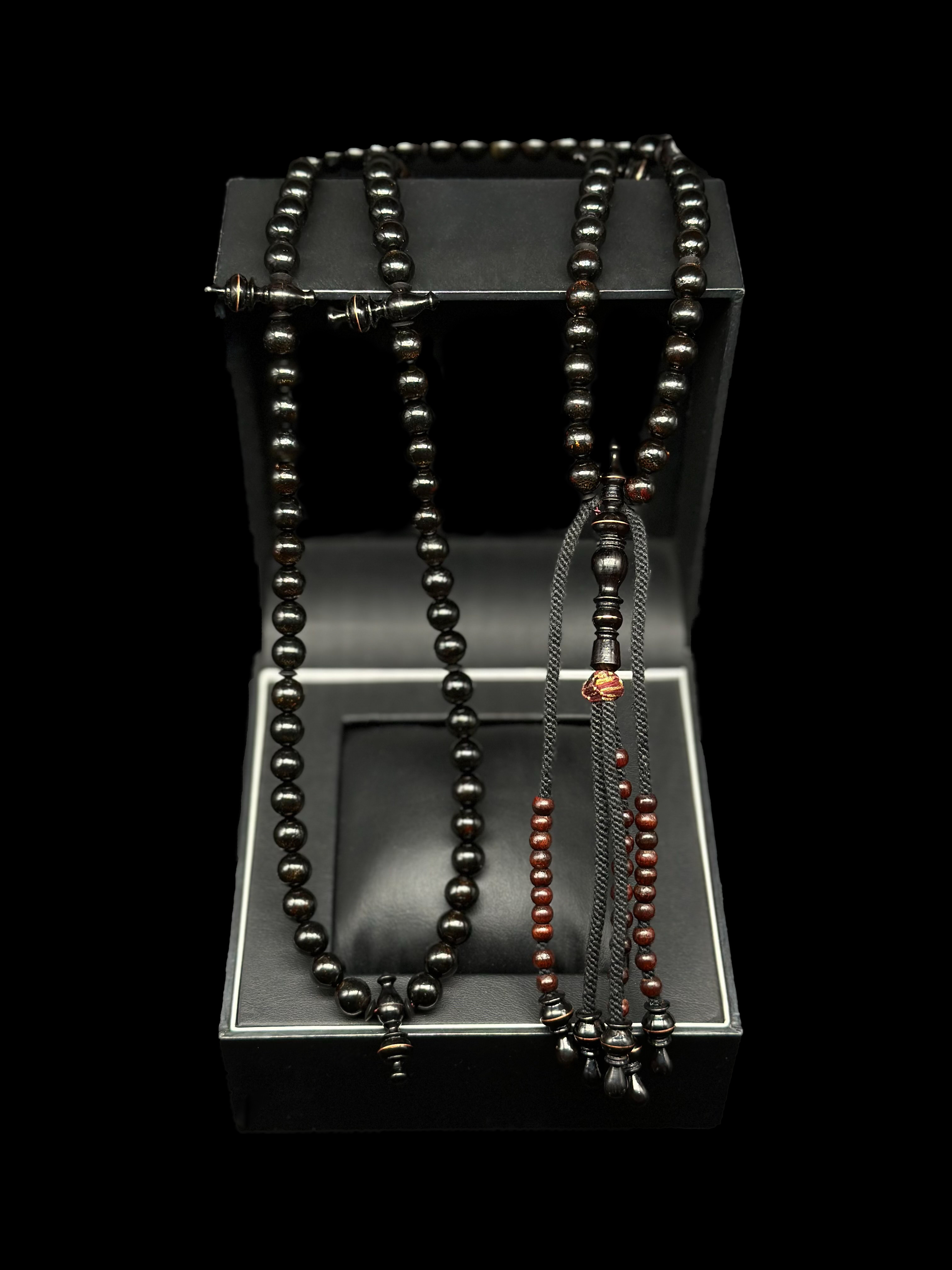Black Yusr x Ebony Tasbih