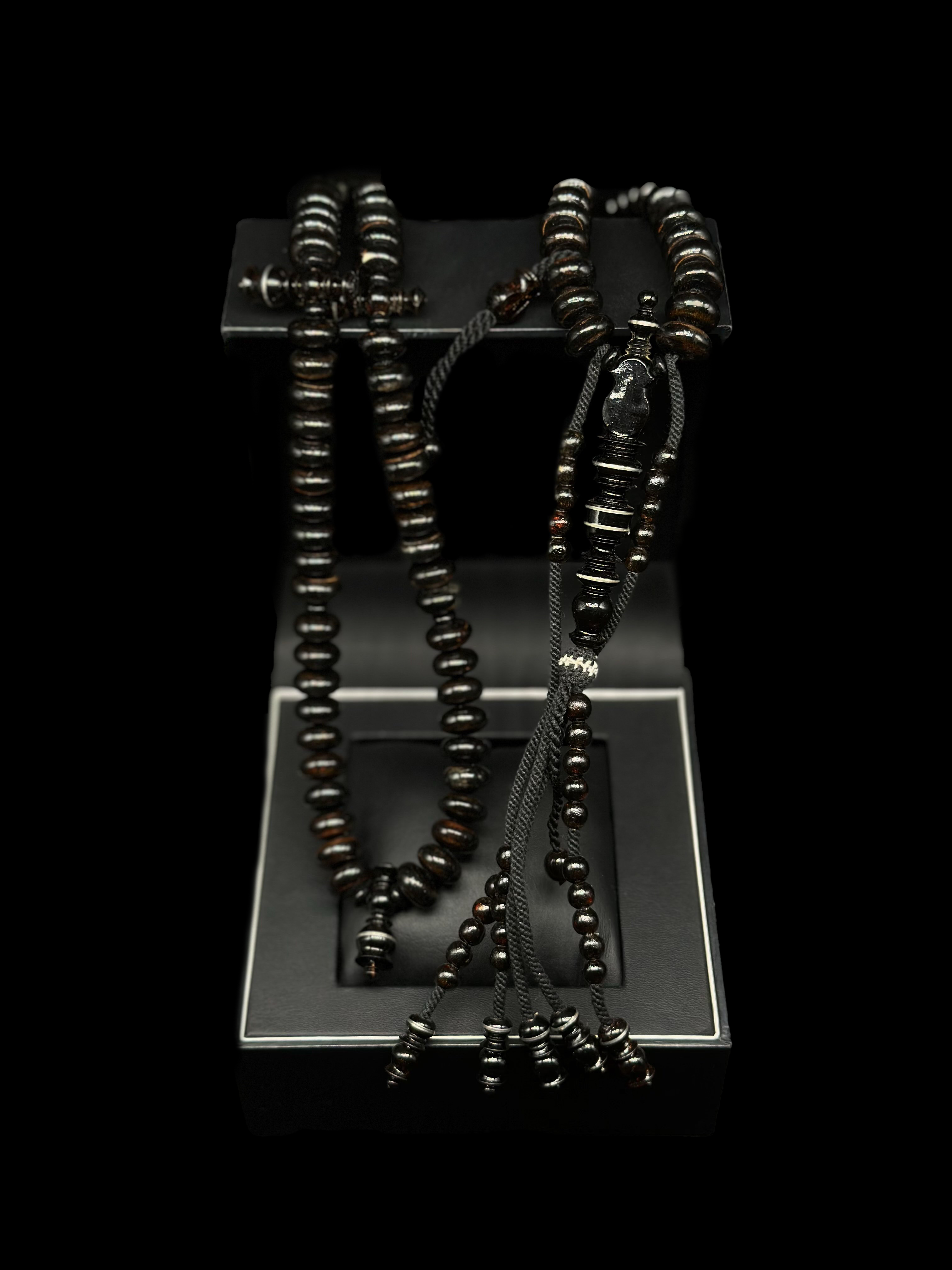 Pure Black Yusr Tasbih