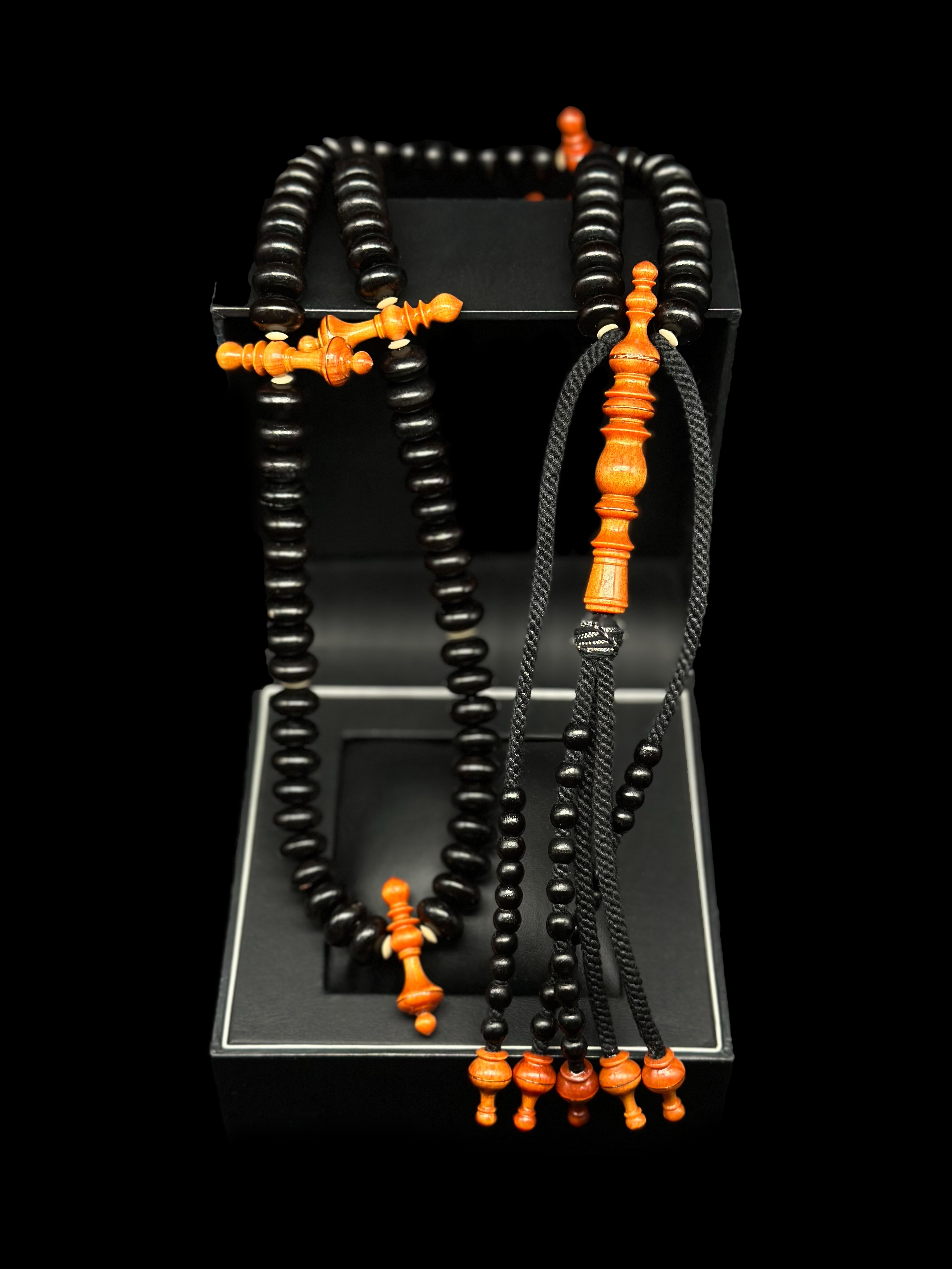 King Agathis x Ebony Tasbih