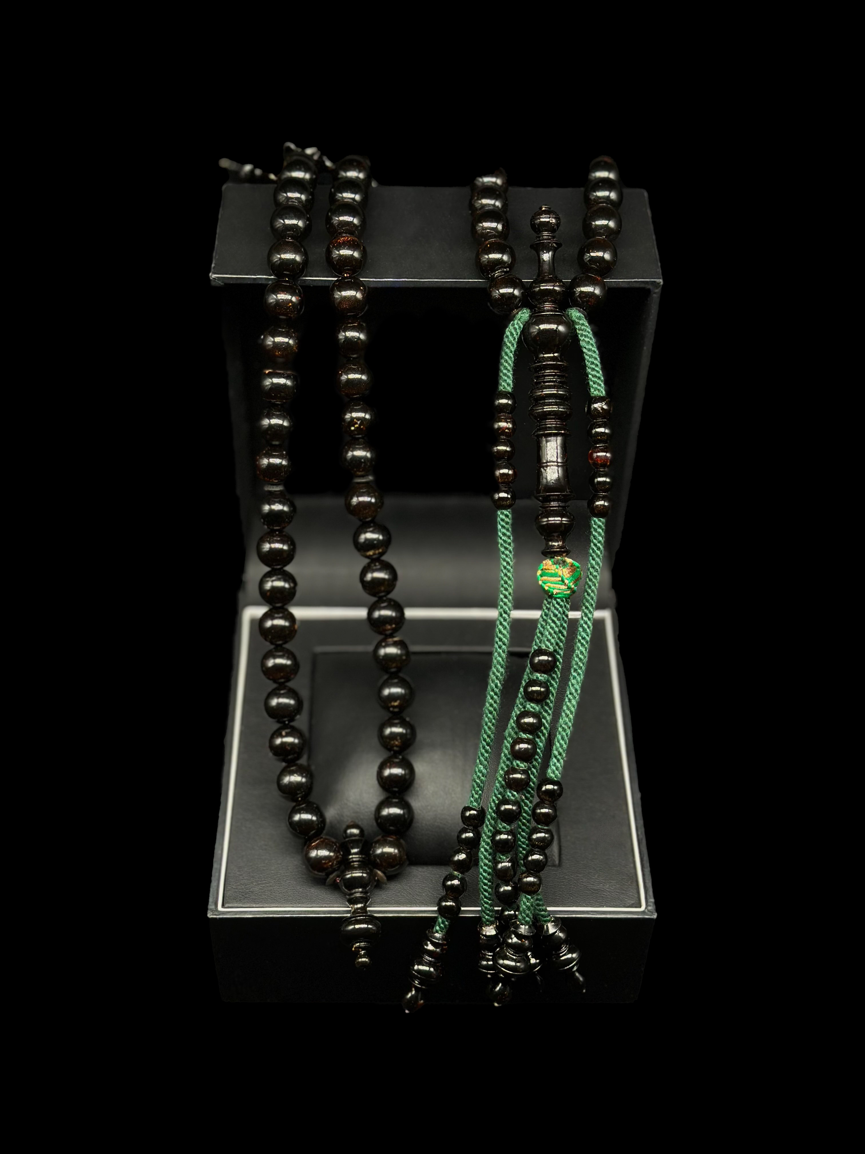 Pure Black Yusr Tasbih (XL)