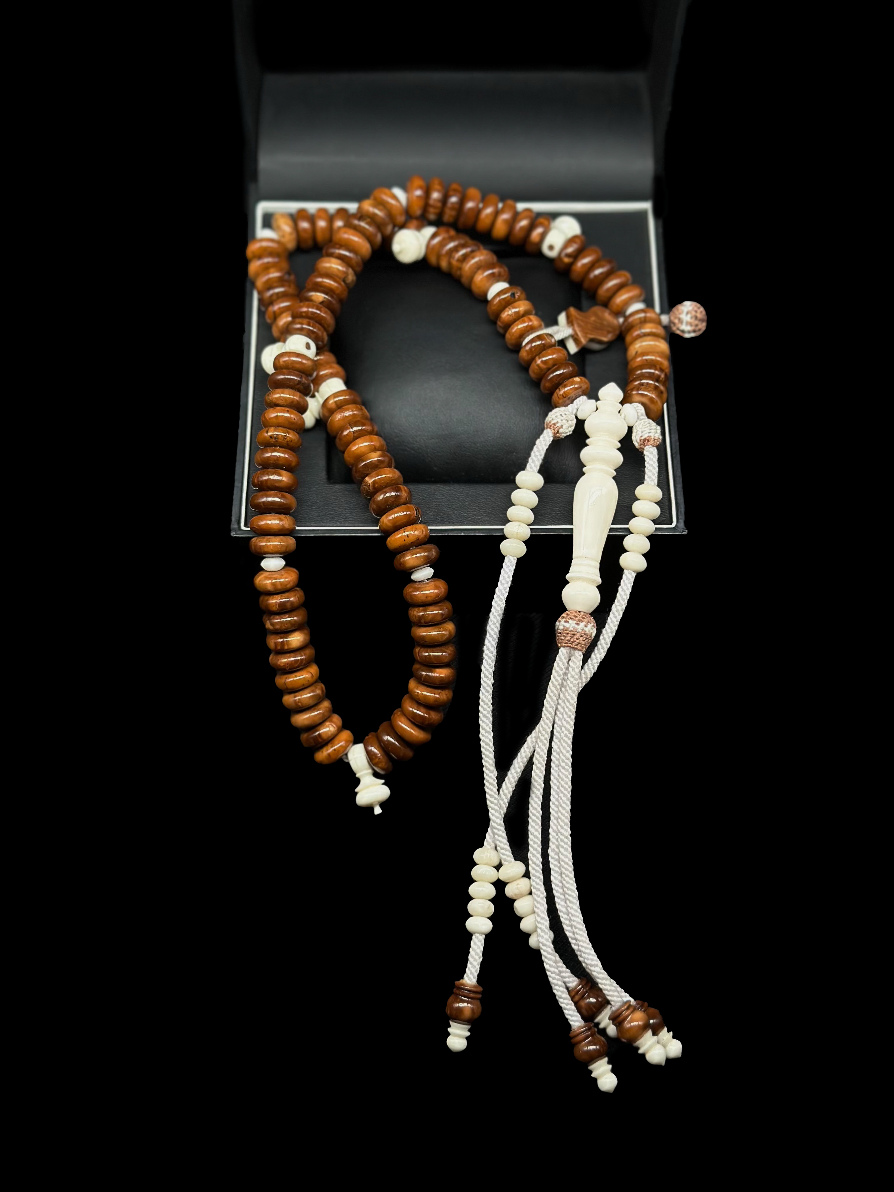 Pure Kuka x Cow Bone Tasbih With 2 Tone Prophetic Sandal