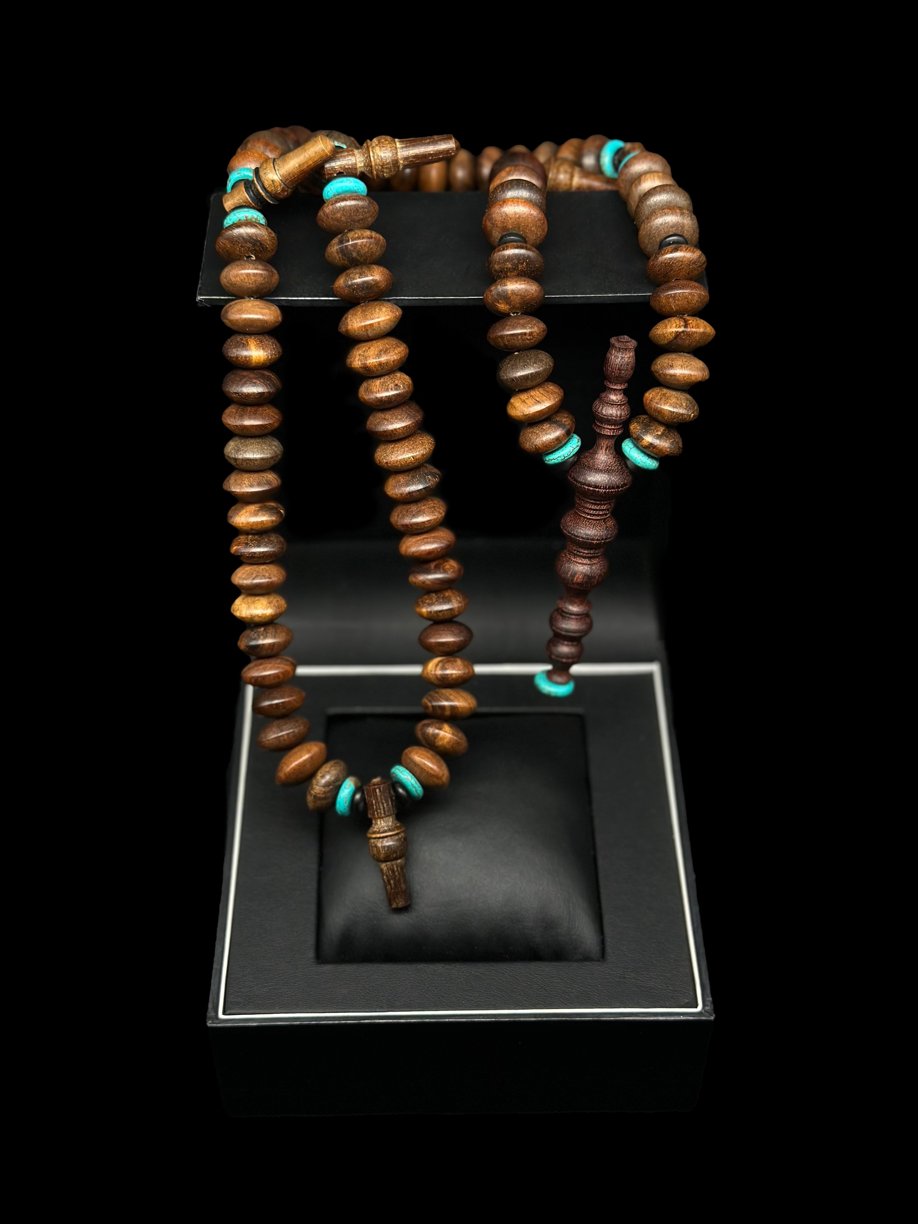 Oud Agarwood x Tamarind x Fairouz Tasbih